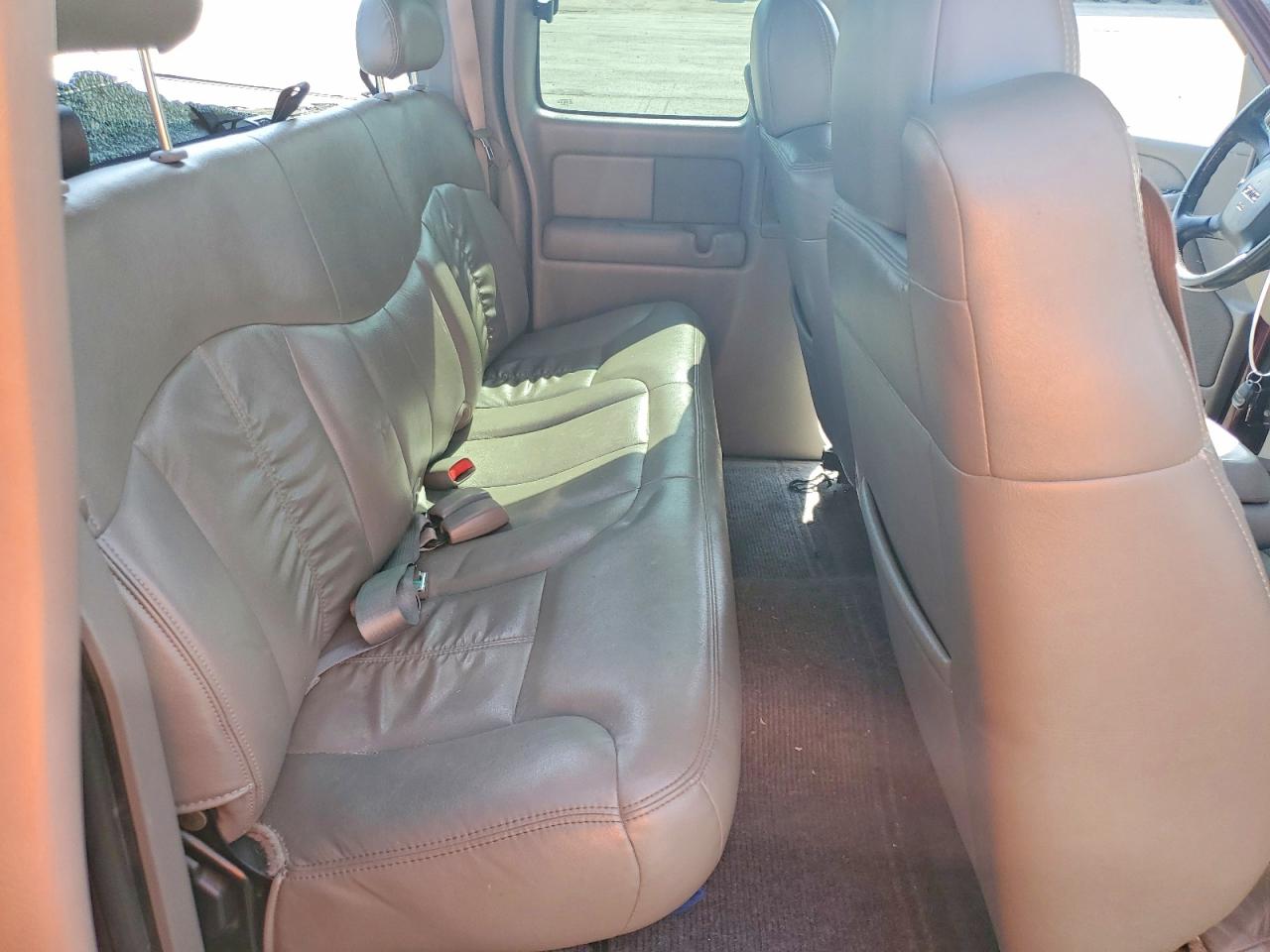 2002 Gmc New Sierra C1500 Burgundy vin: 2GTEC19V221264801