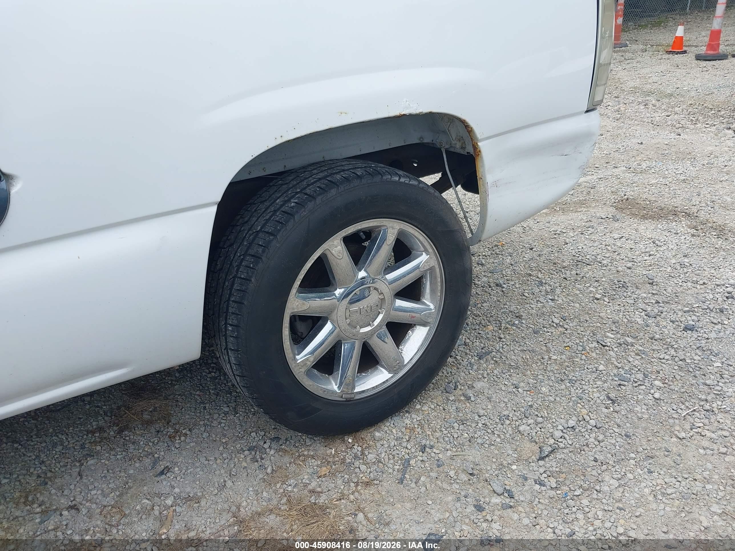 2003 Gmc Sierra 1500 White vin: 2GTEC19V231402838