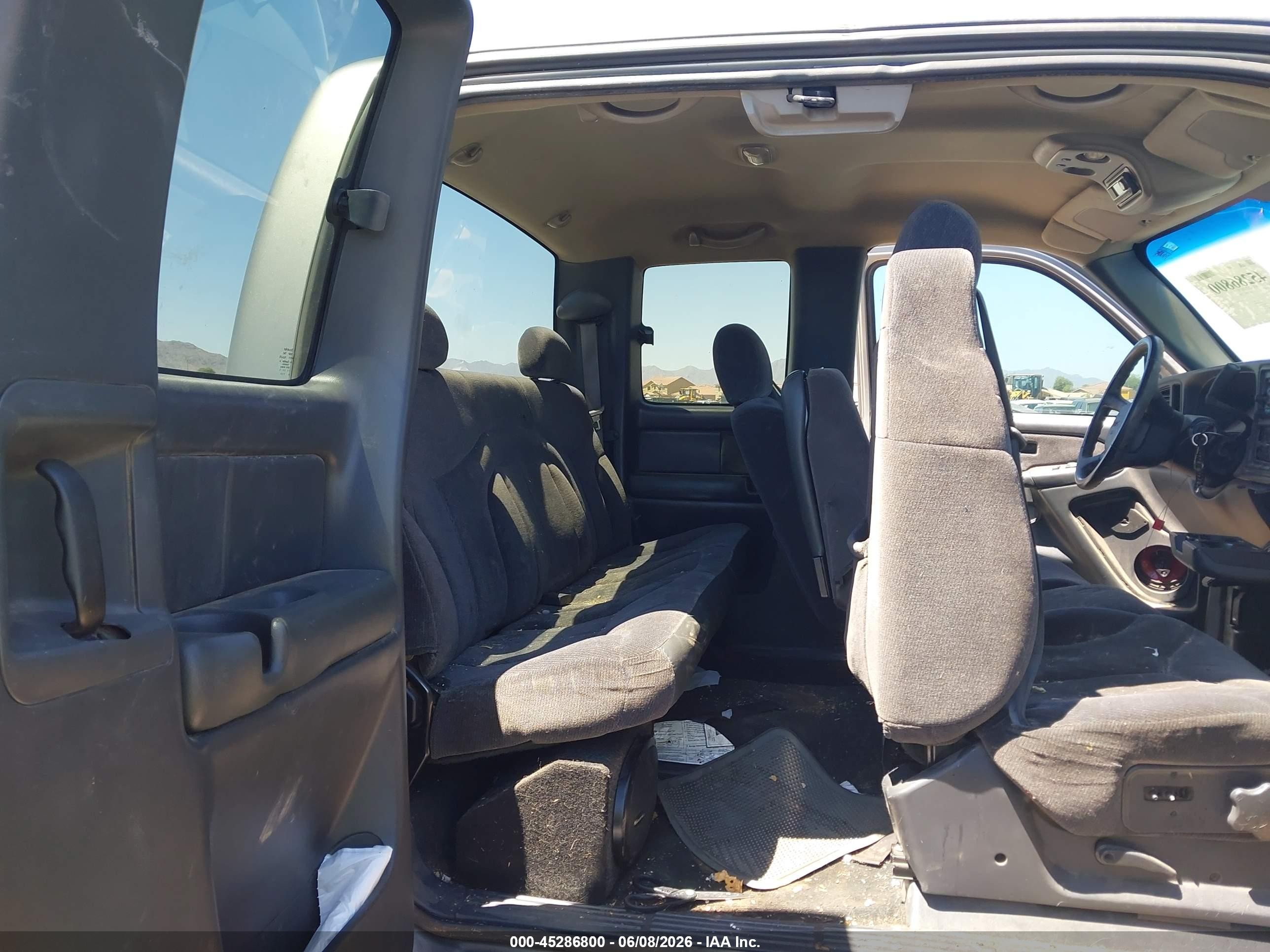 2000 Gmc Sierra 1500 Sle Tan vin: 2GTEC19V2Y1231953