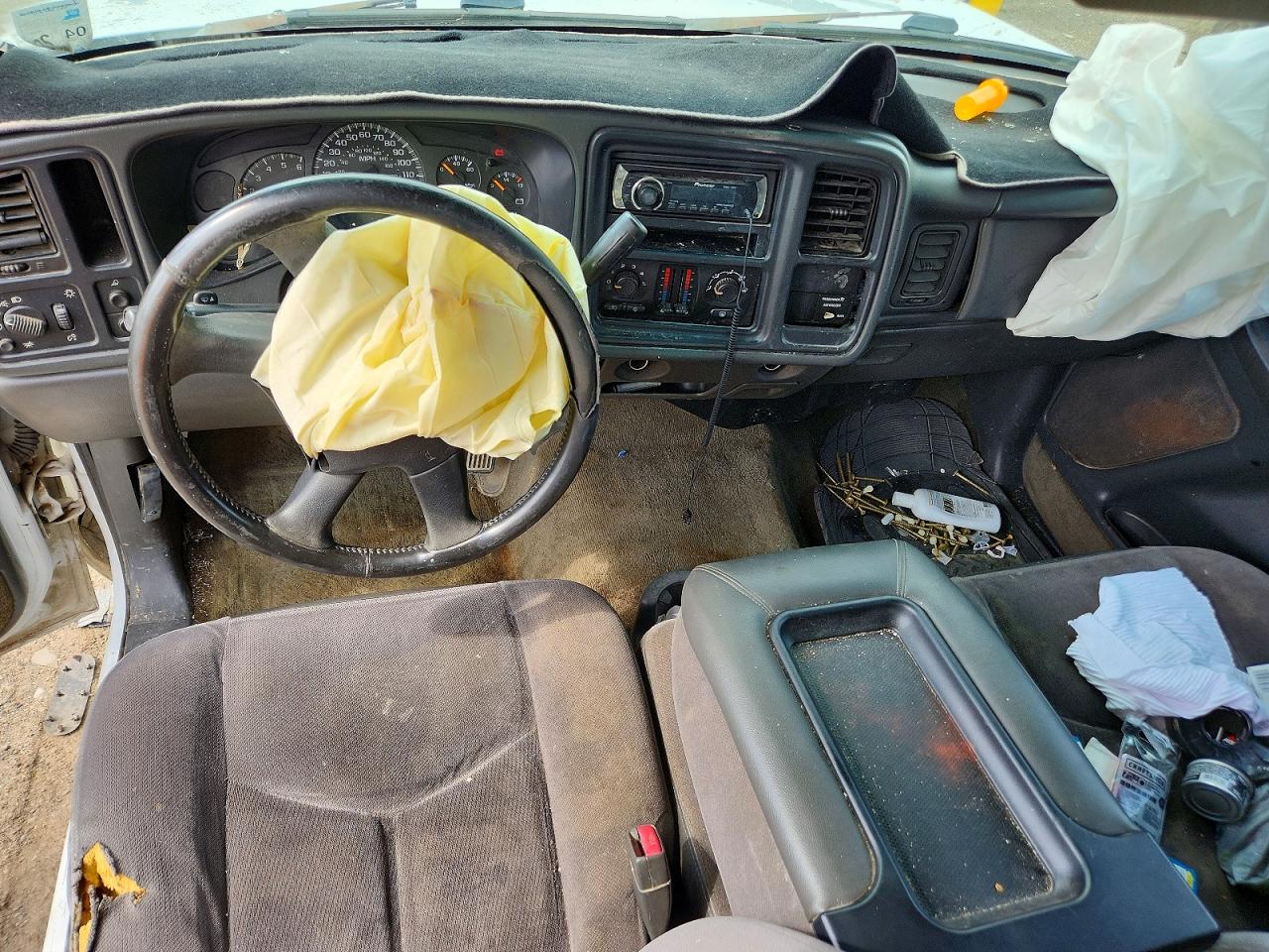 2003 Gmc New Sierra C1500 White vin: 2GTEC19V331374886