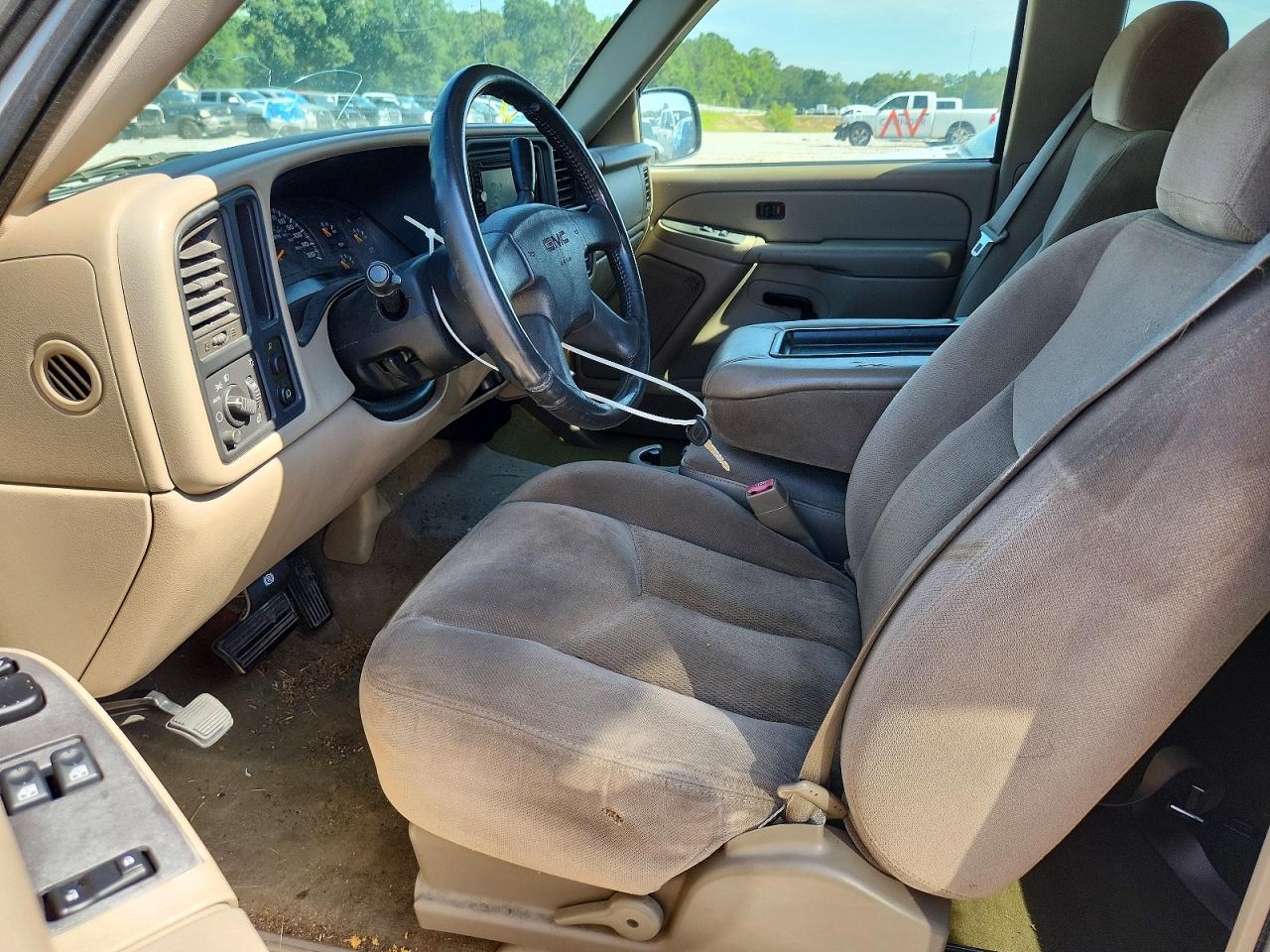 2004 Gmc New Sierra C1500 White vin: 2GTEC19V341309571
