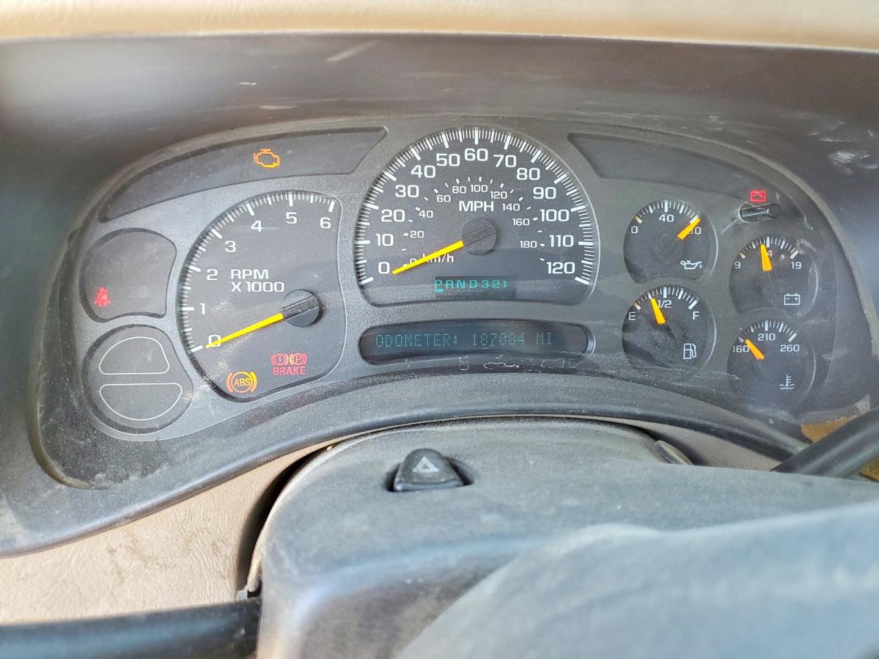 2004 Gmc New Sierra C1500 Red vin: 2GTEC19V441149670
