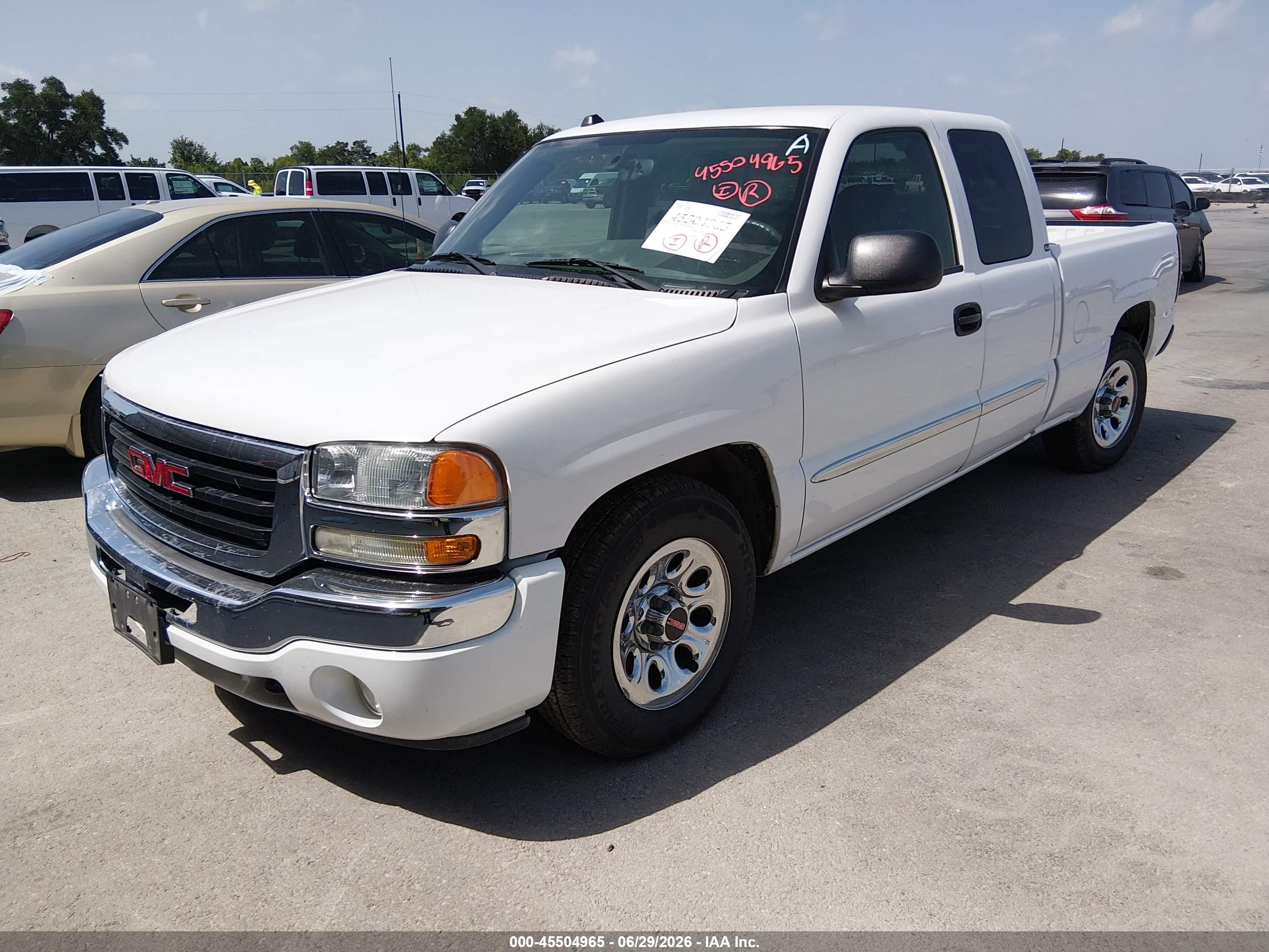 2005 Gmc Sierra 1500 Sle White vin: 2GTEC19V451322122
