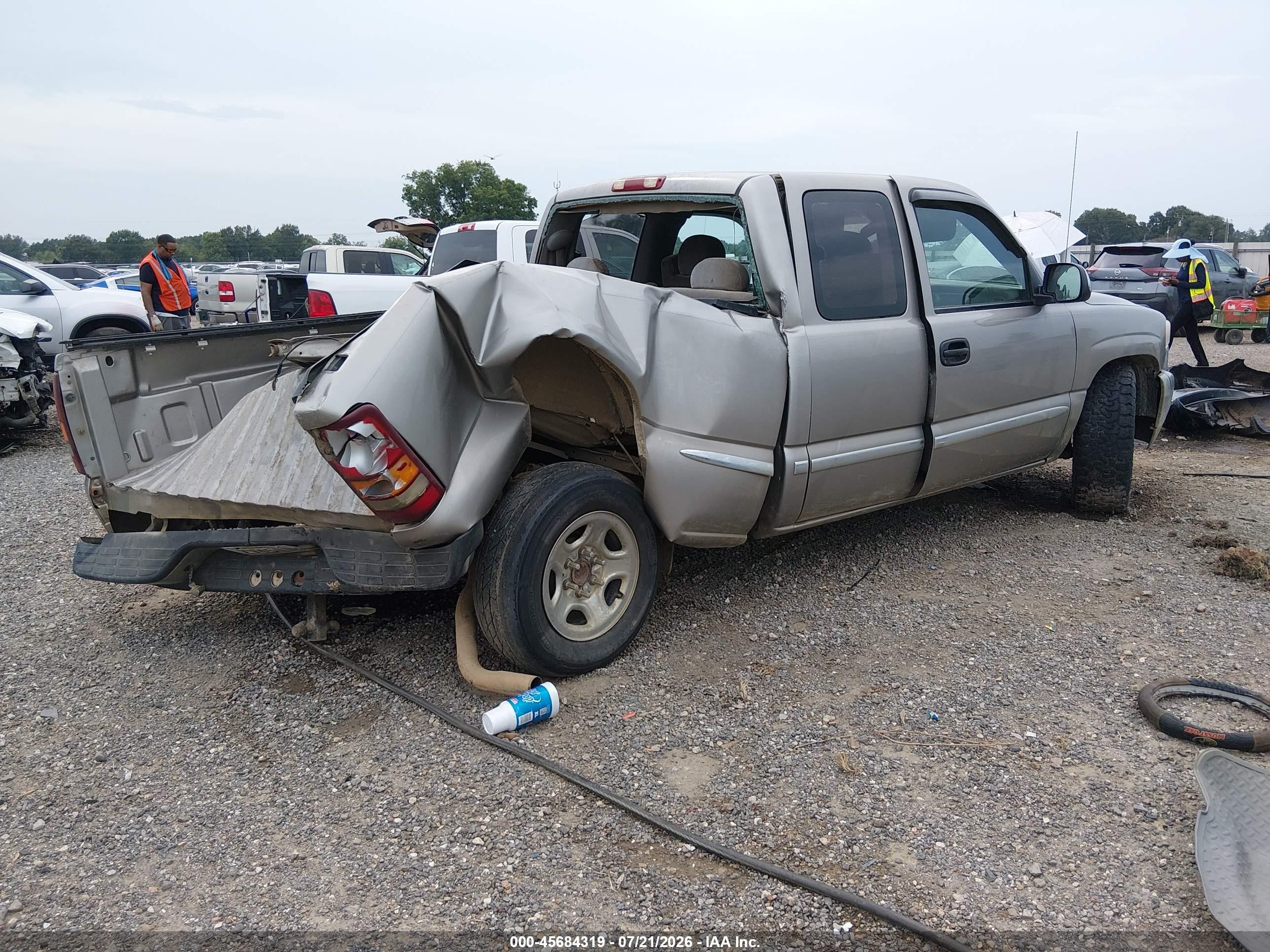 2000 Gmc Sierra 1500 Sle Beige vin: 2GTEC19V6Y1360701