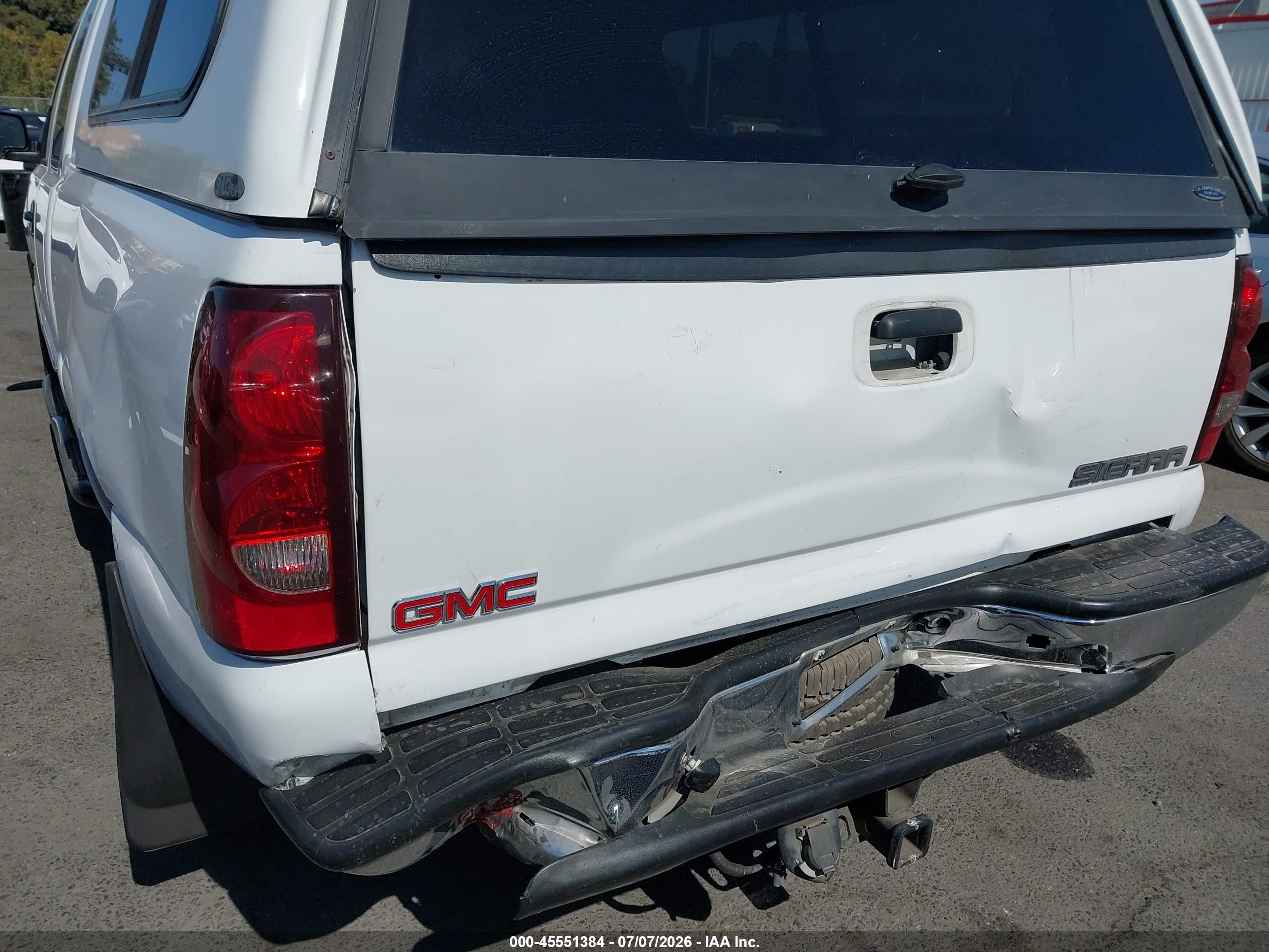 2003 Gmc Sierra 1500 Sle Белый vin: 2GTEC19V731360439