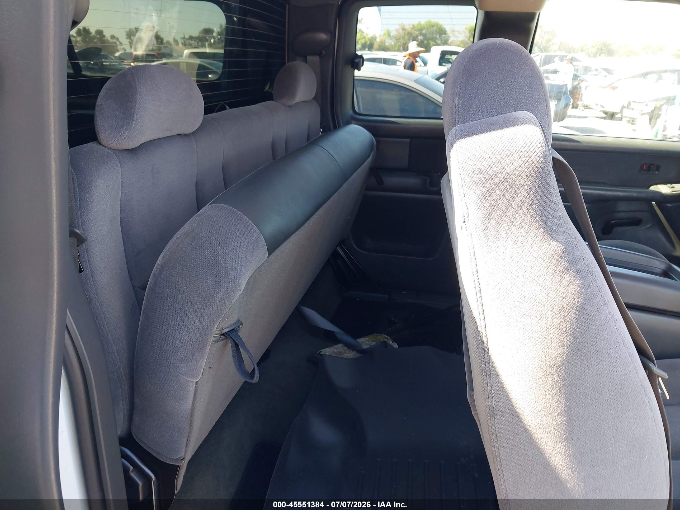 2003 Gmc Sierra 1500 Sle Белый vin: 2GTEC19V731360439