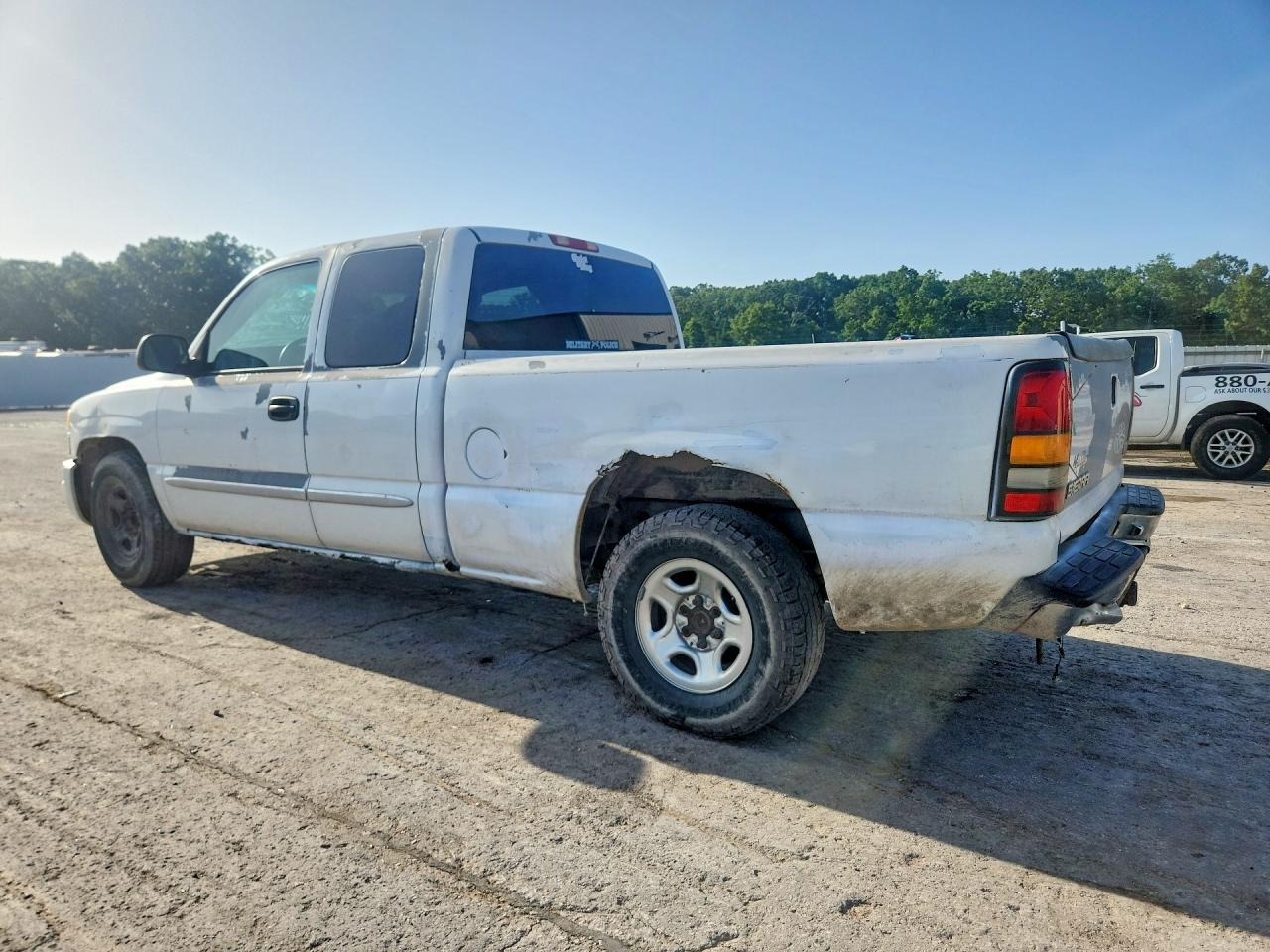 2004 Gmc New Sierra C1500 White vin: 2GTEC19V741109325