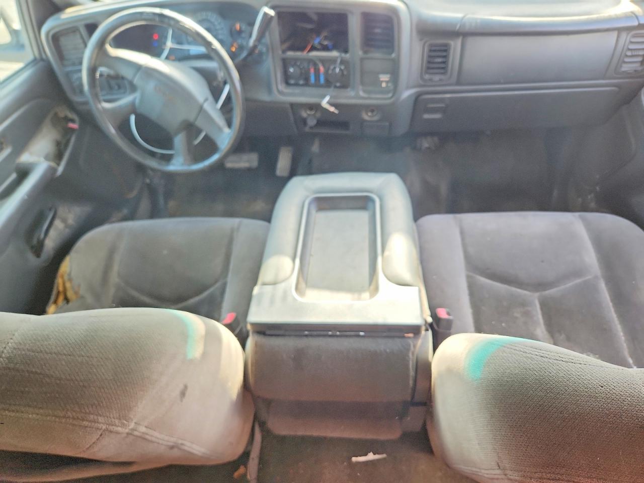 2004 Gmc New Sierra C1500 White vin: 2GTEC19V741109325