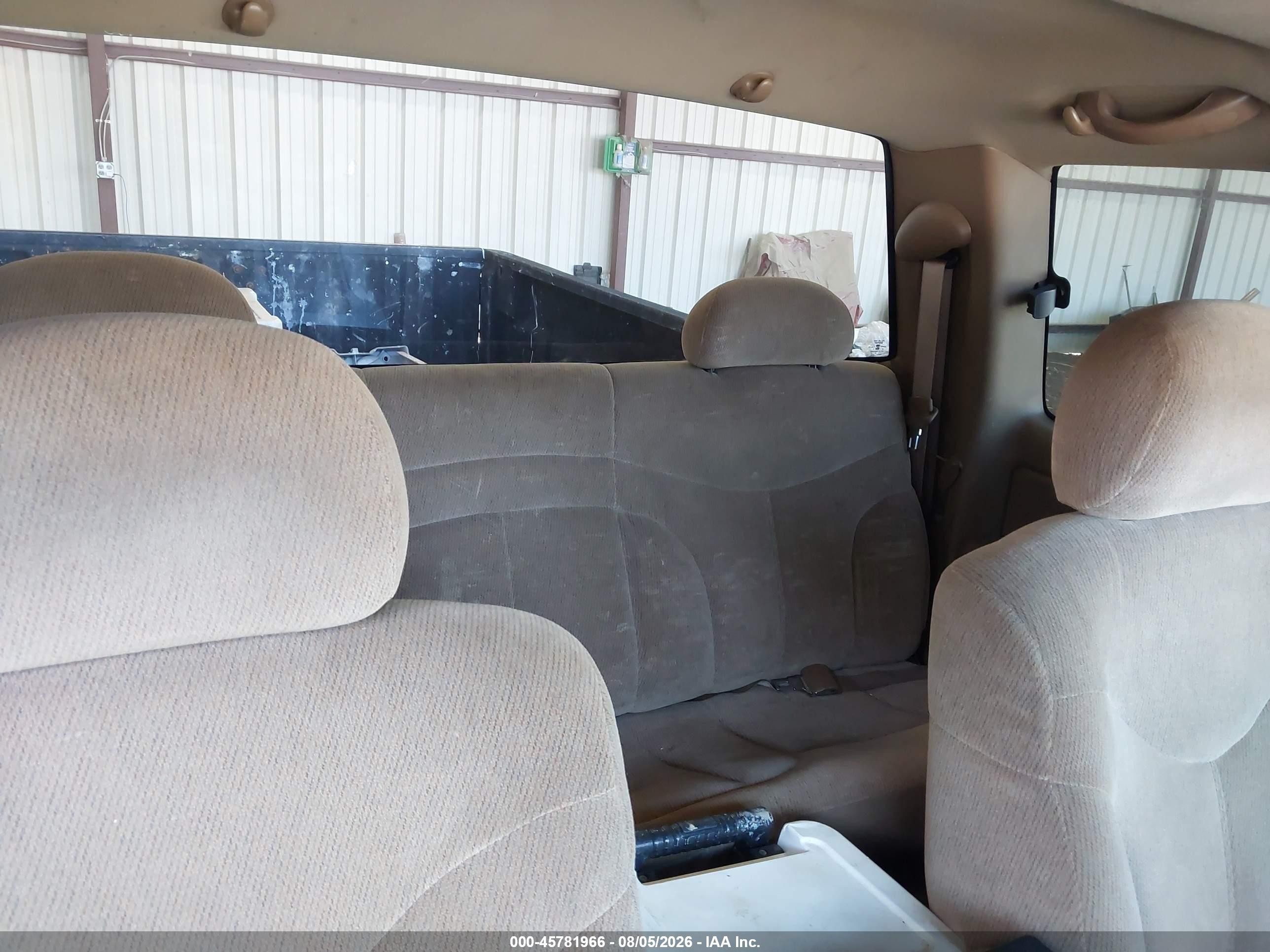 2000 Gmc Sierra 1500 Sle Белый vin: 2GTEC19V7Y1112084