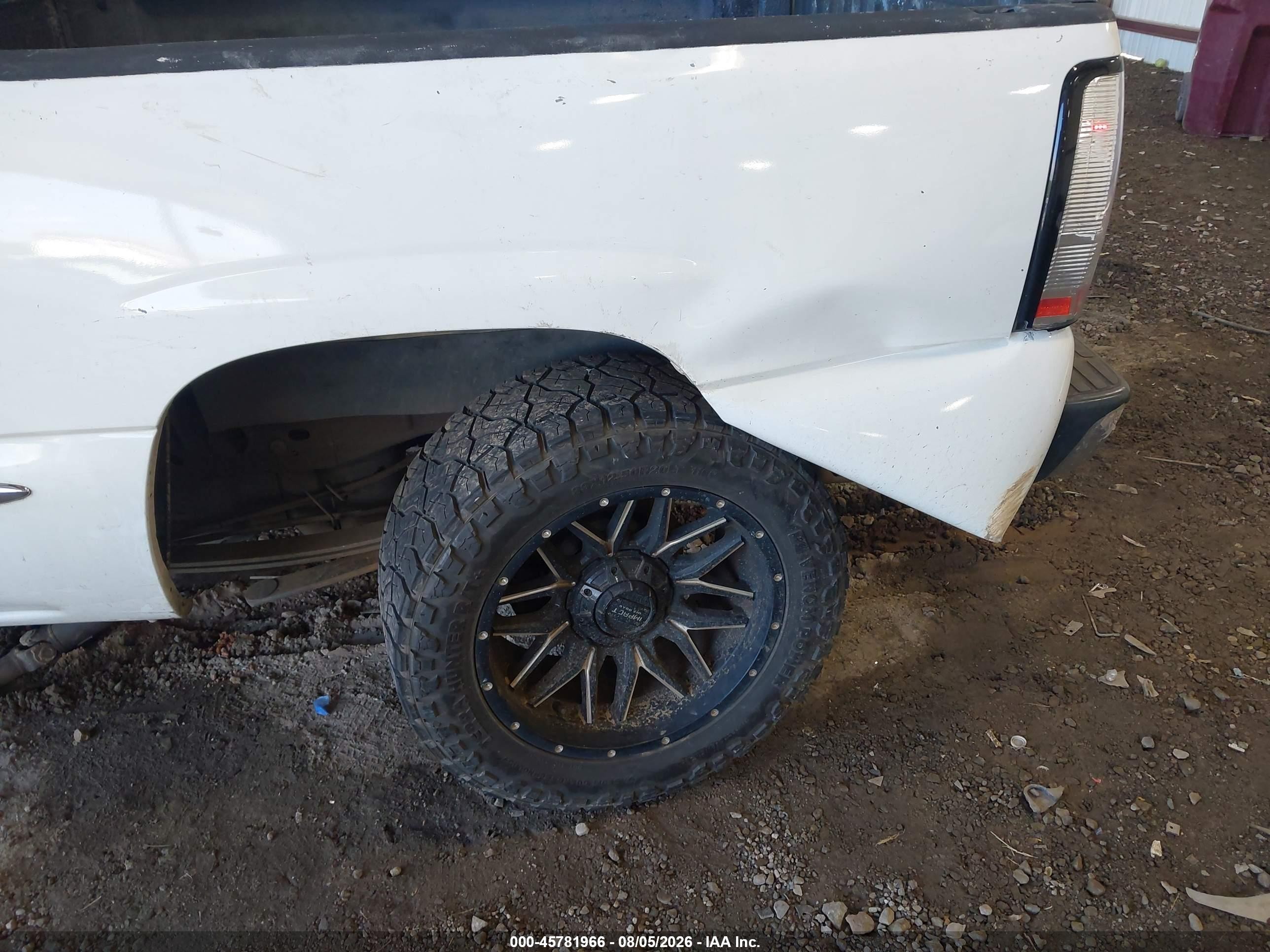 2000 Gmc Sierra 1500 Sle Белый vin: 2GTEC19V7Y1112084