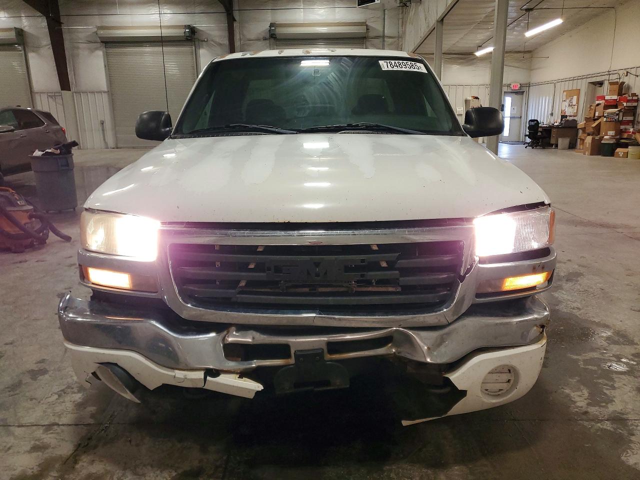 2003 Gmc New Sierra C1500 White vin: 2GTEC19V831287551