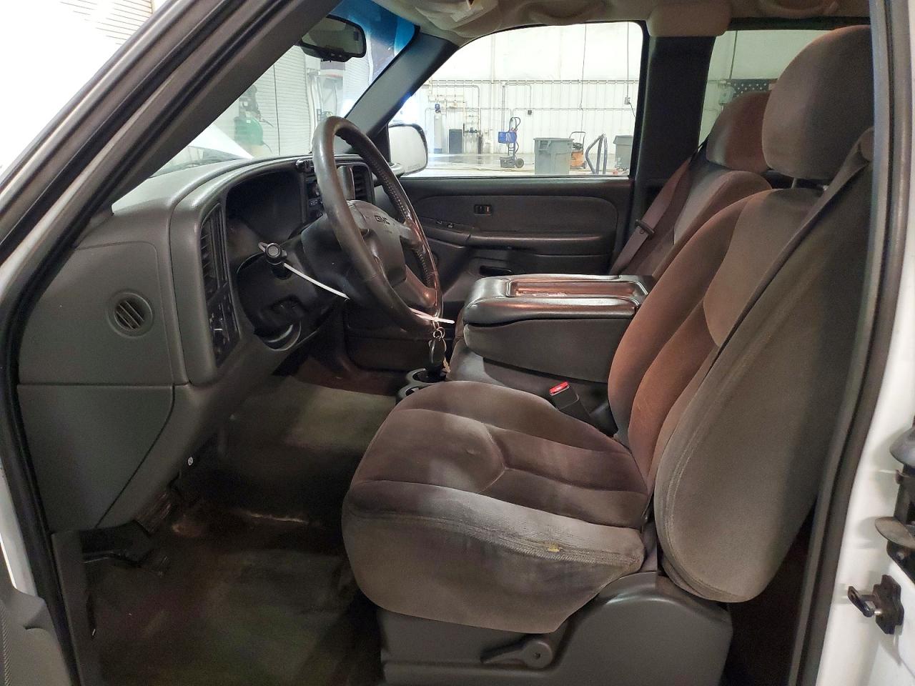 2003 Gmc New Sierra C1500 White vin: 2GTEC19V831287551