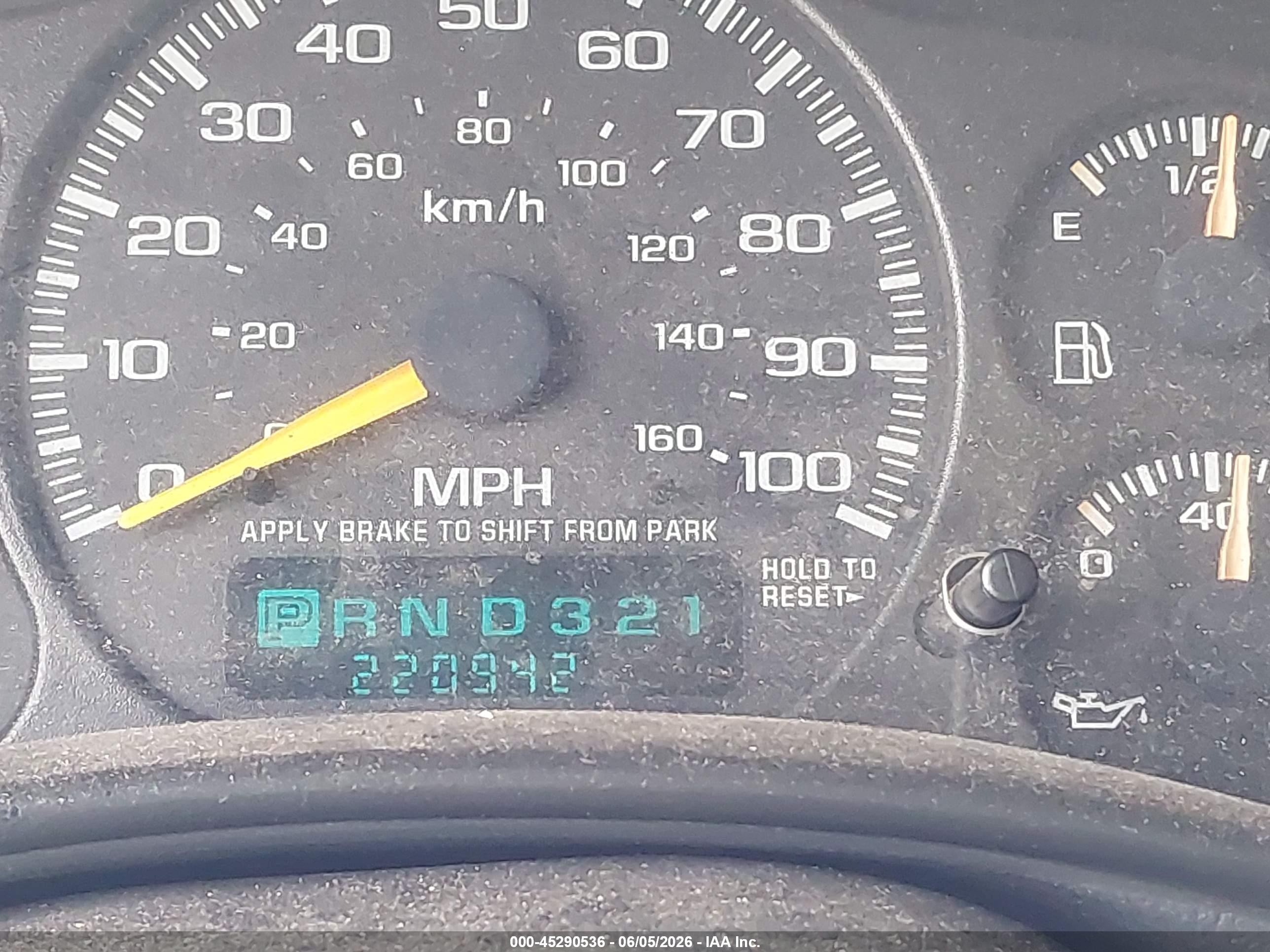 2000 Gmc Sierra 1500 Sle Gray vin: 2GTEC19V8Y1123482