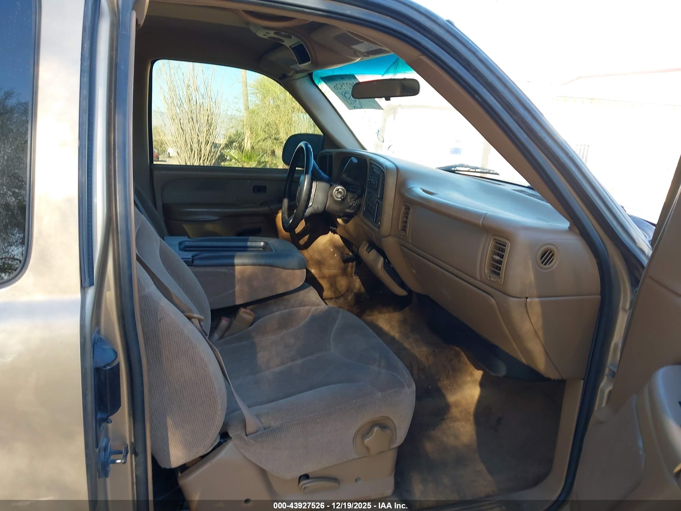 2000 Gmc Sierra 1500 Sle Brown vin: 2GTEC19V9Y1260852