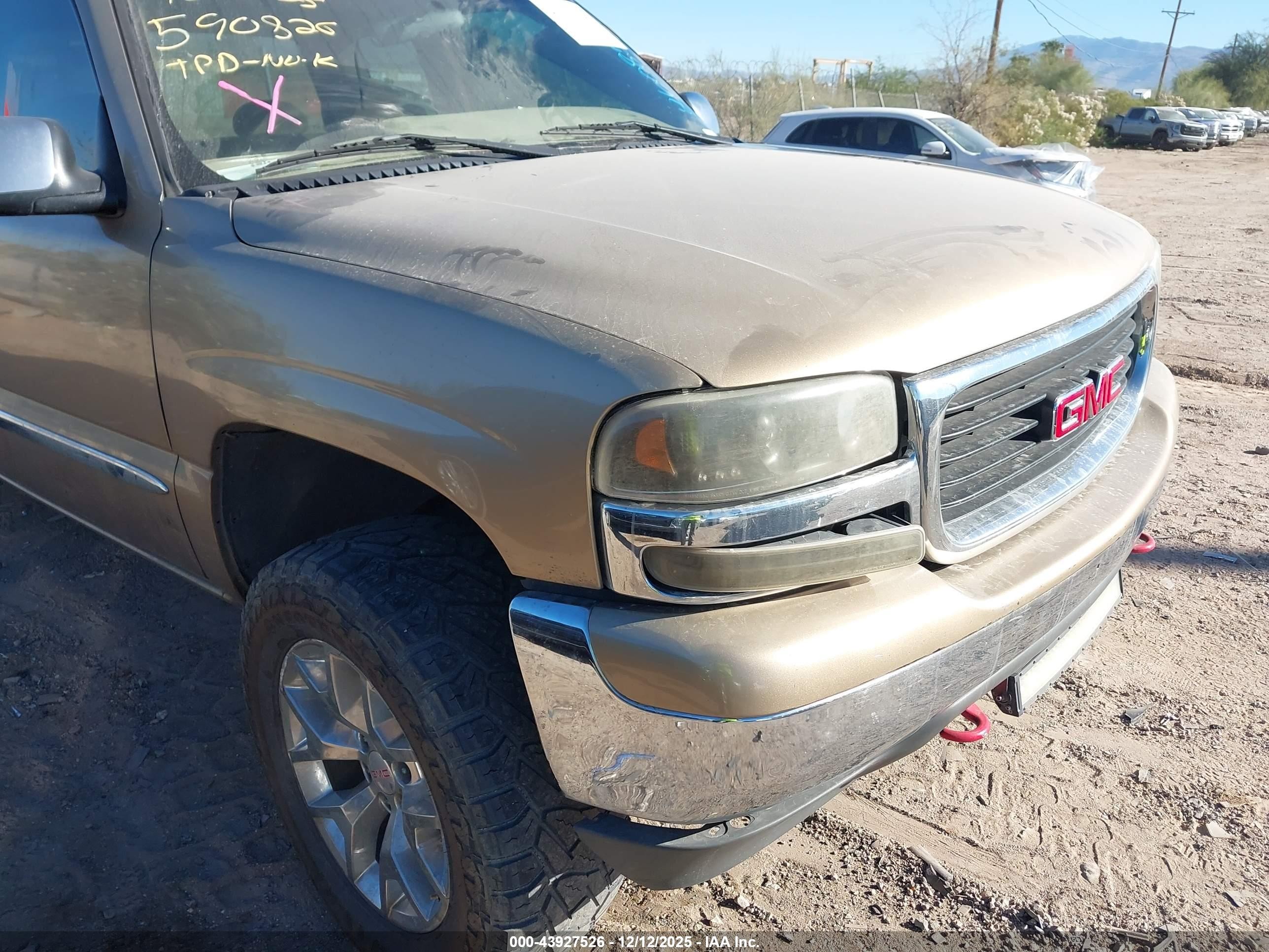 2000 Gmc Sierra 1500 Sle Brown vin: 2GTEC19V9Y1260852