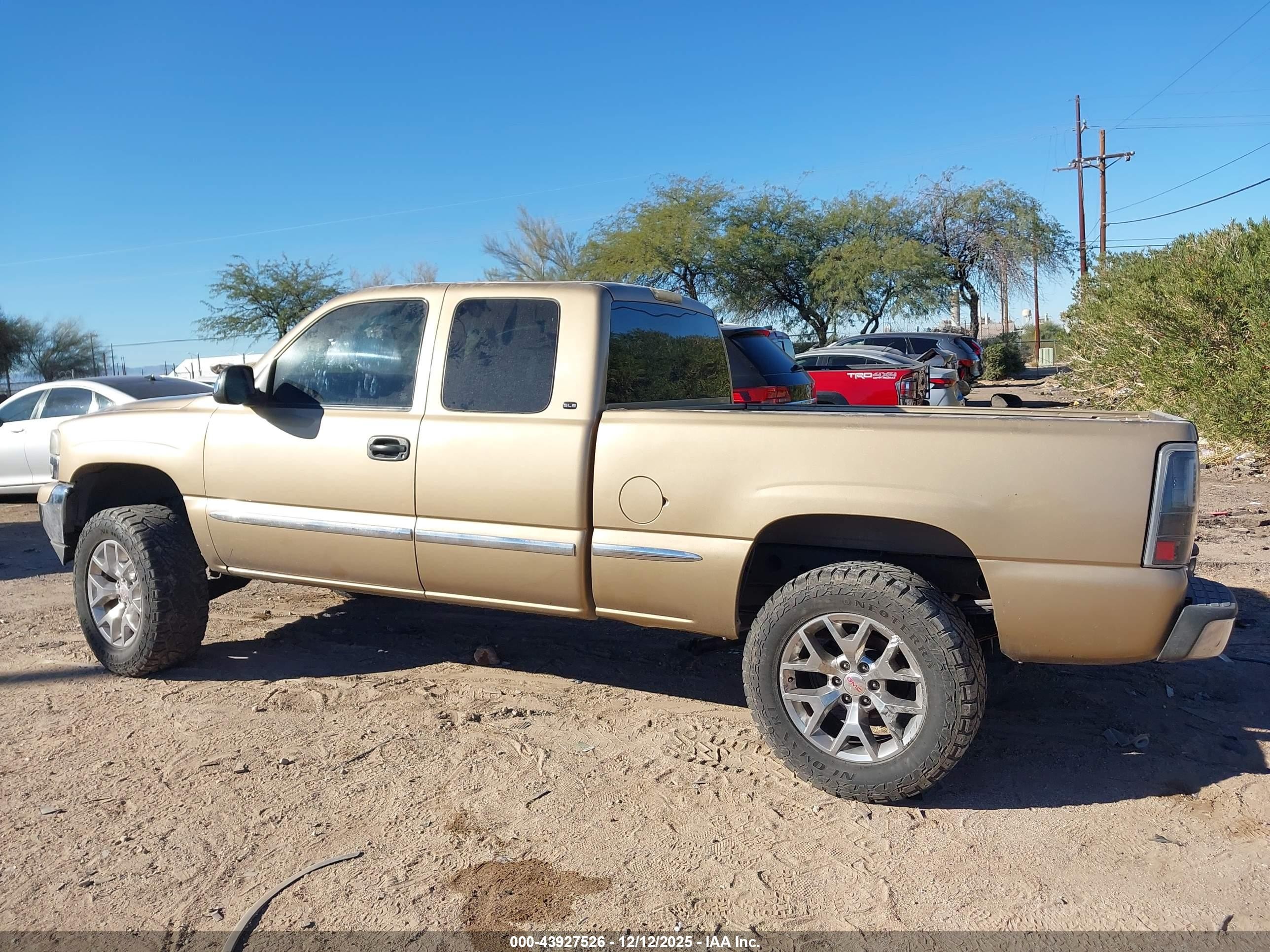 2000 Gmc Sierra 1500 Sle Brown vin: 2GTEC19V9Y1260852