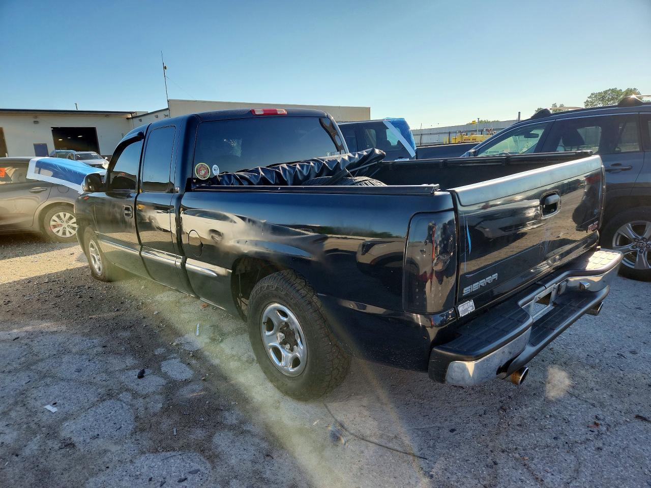 2000 Gmc New Sierra C1500 Black vin: 2GTEC19V9Y1401628