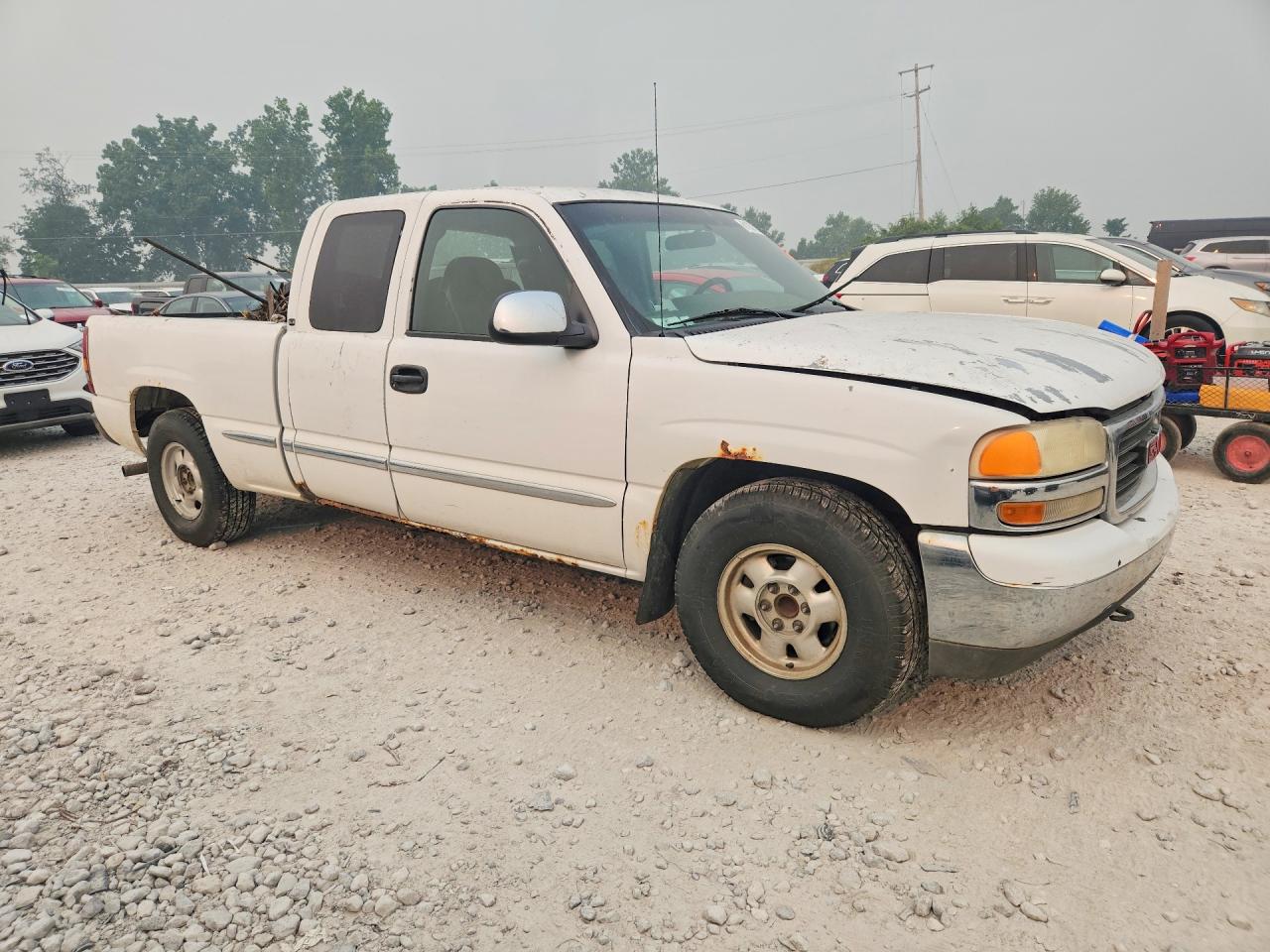 2001 Gmc New Sierra C1500 White vin: 2GTEC19VX11125112