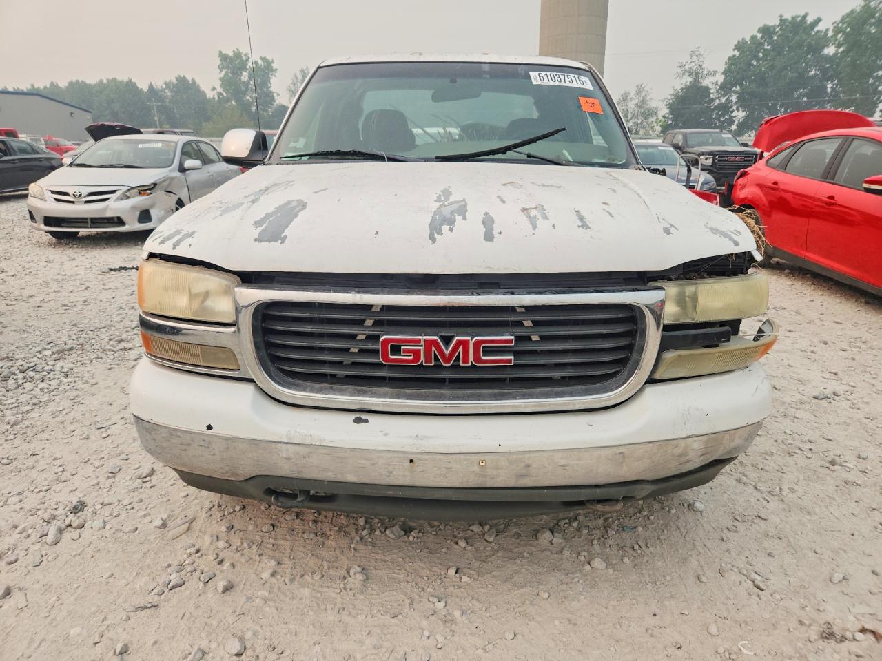 2001 Gmc New Sierra C1500 White vin: 2GTEC19VX11125112