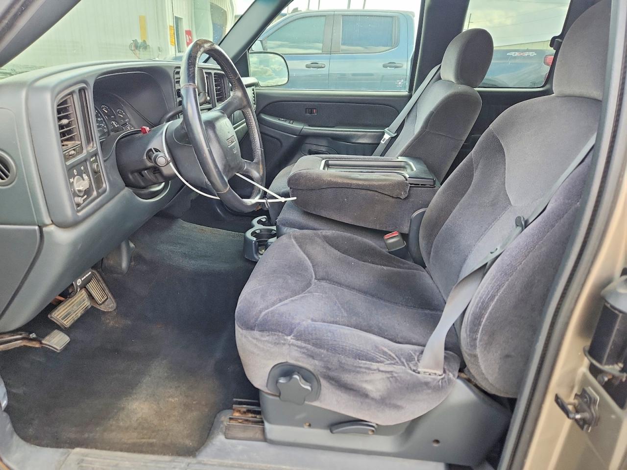 2002 Gmc New Sierra C1500 Желто-коричневый vin: 2GTEC19VX21136208