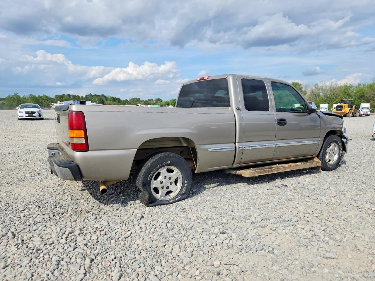 2002 Gmc New Sierra C1500 Желто-коричневый vin: 2GTEC19VX21136208