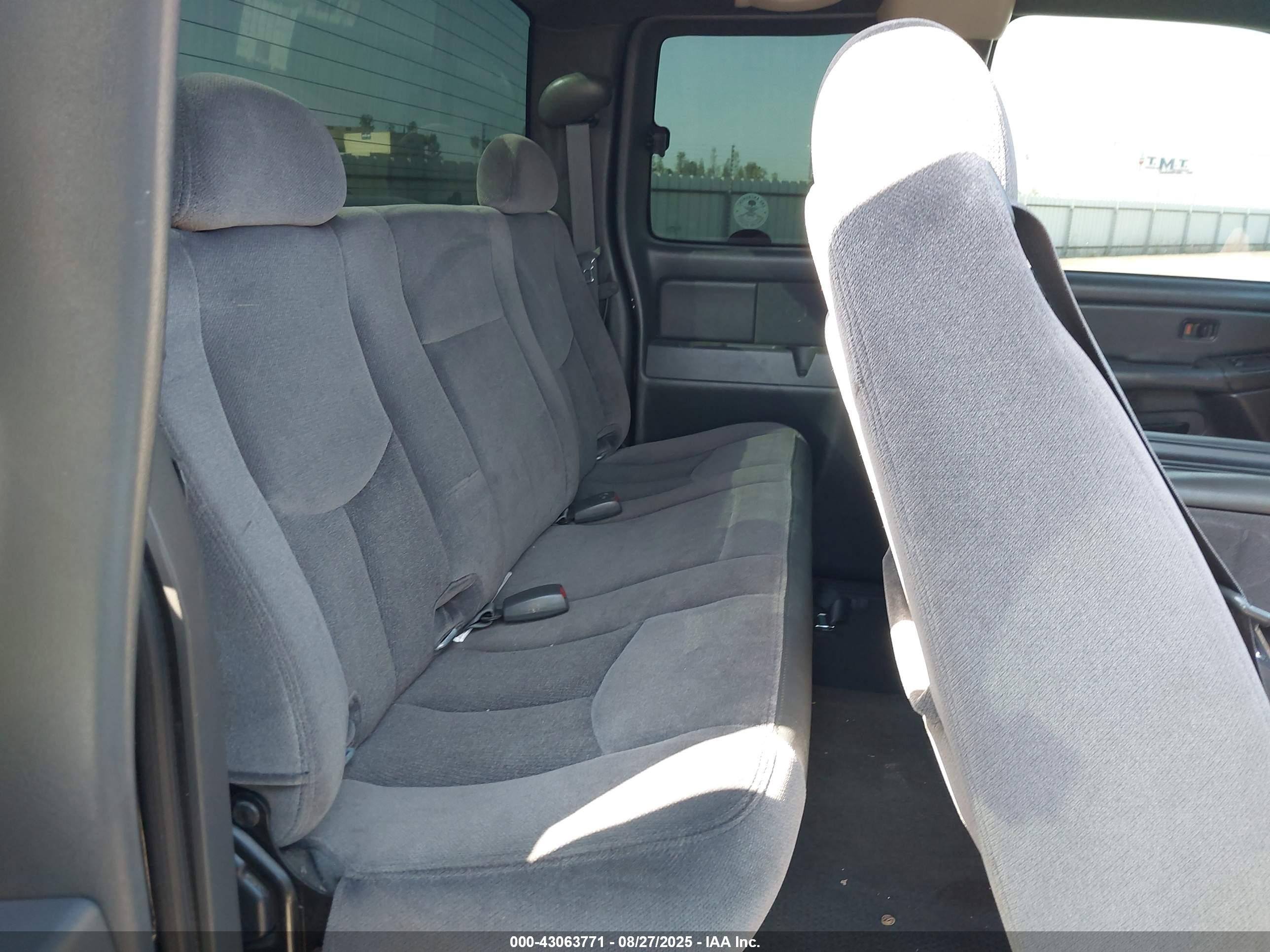 2005 Gmc Sierra 1500 Sle Black vin: 2GTEC19VX51343895