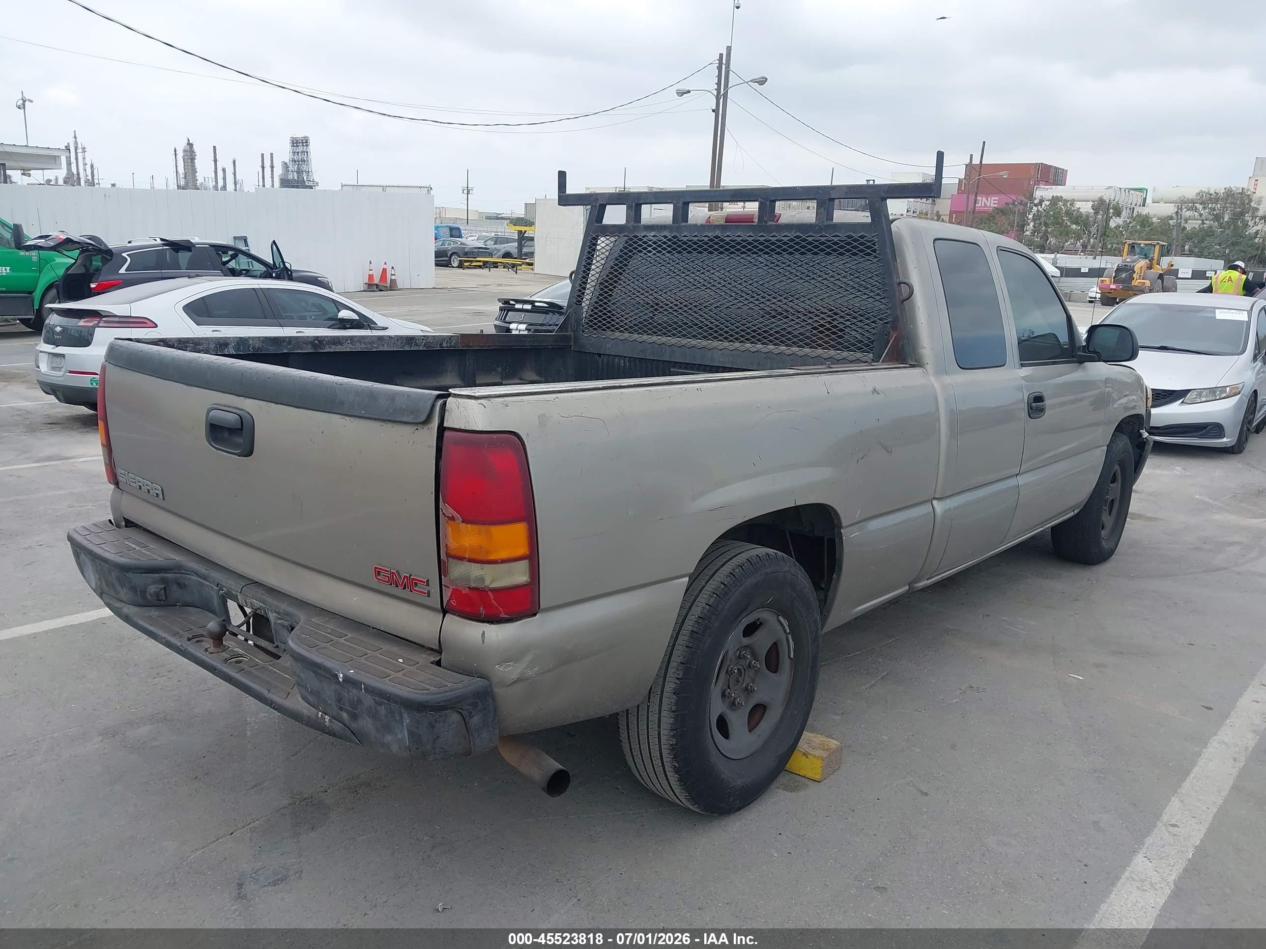 2003 Gmc Sierra 1500   Gray vin: 2GTEC19X331177993