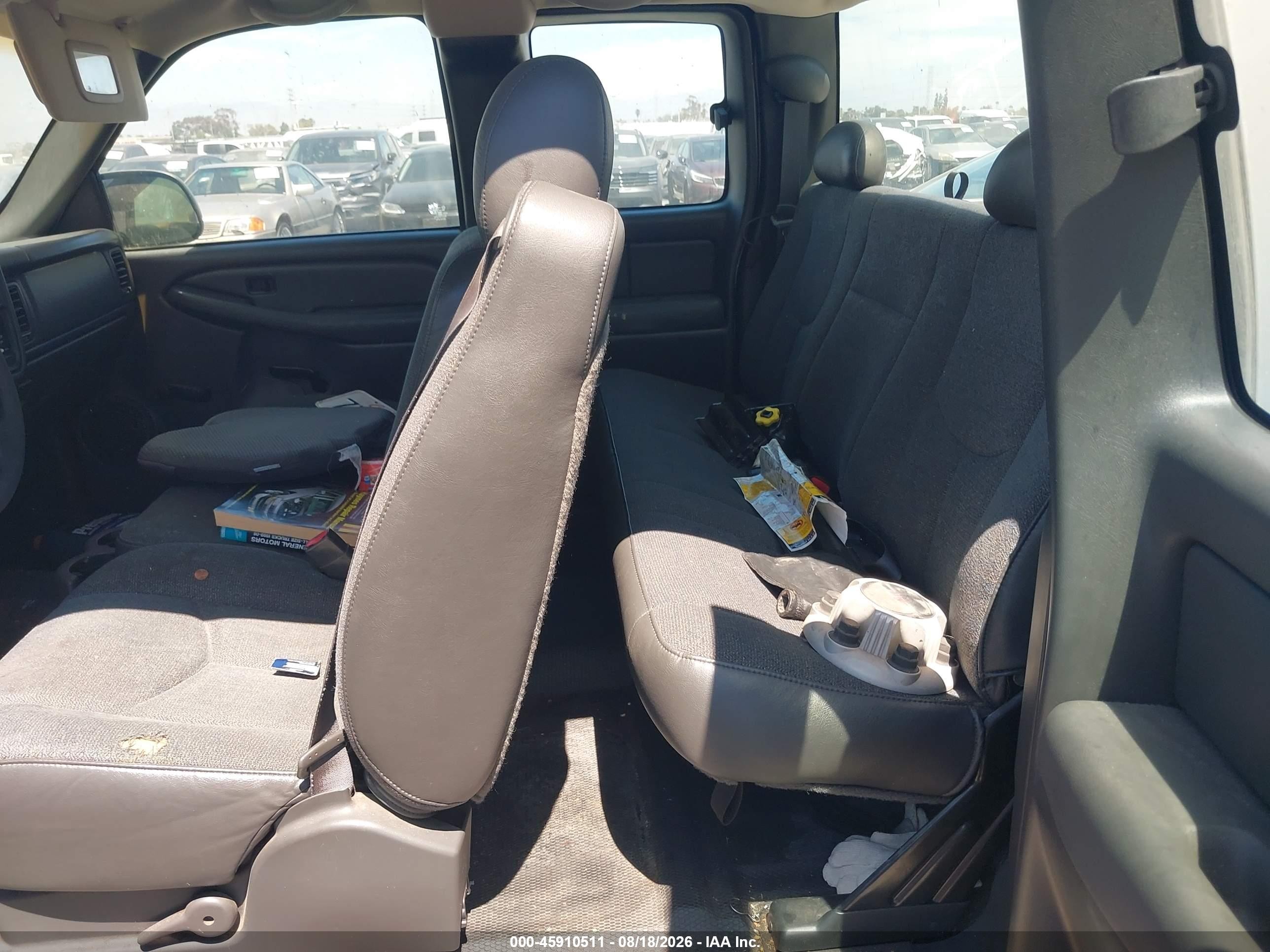 2003 Gmc Sierra 1500 Work Truck Серебряный vin: 2GTEC19X831290631