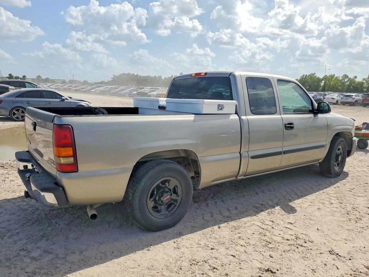 2003 Gmc New Sierra C1500 Gray vin: 2GTEC19X831317195