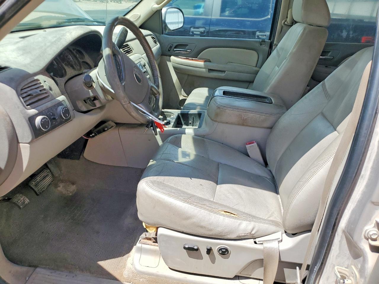 2008 Gmc Sierra K1500 Silver vin: 2GTEK133481163942