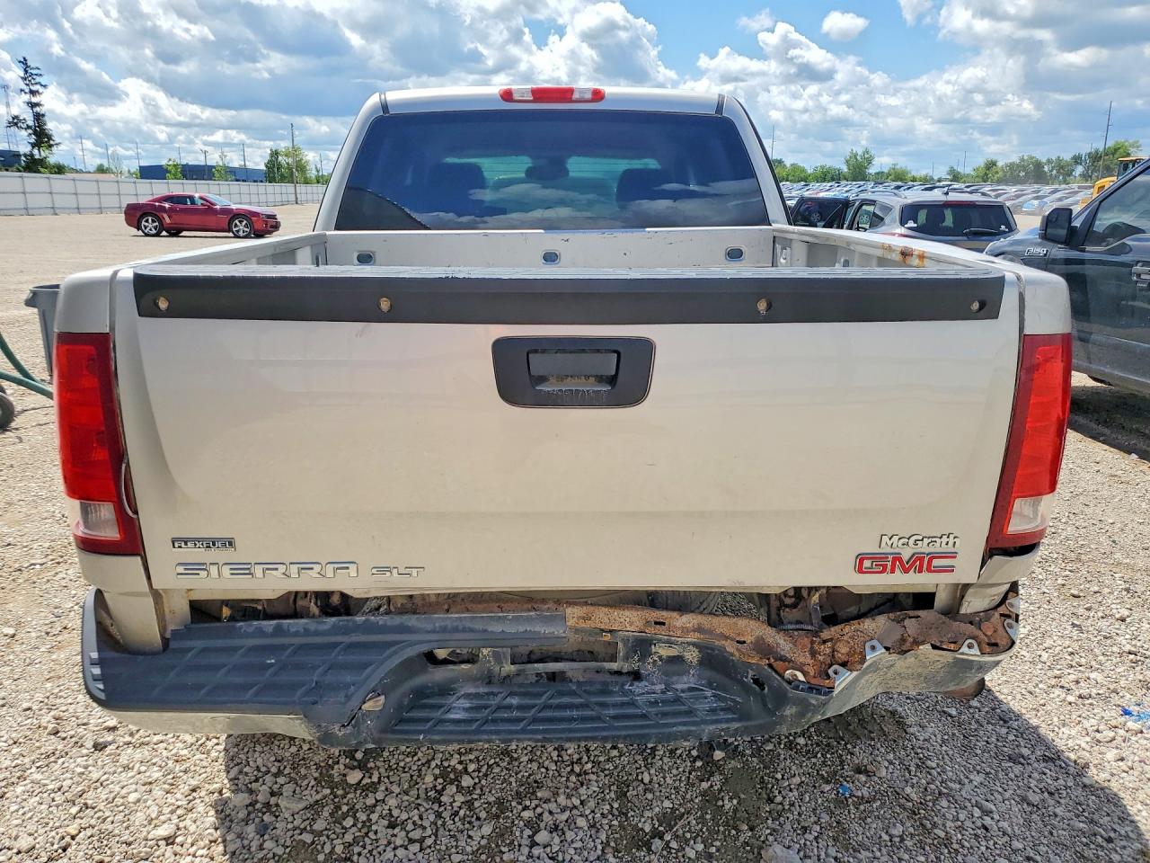 2008 Gmc Sierra K1500 Silver vin: 2GTEK133481163942