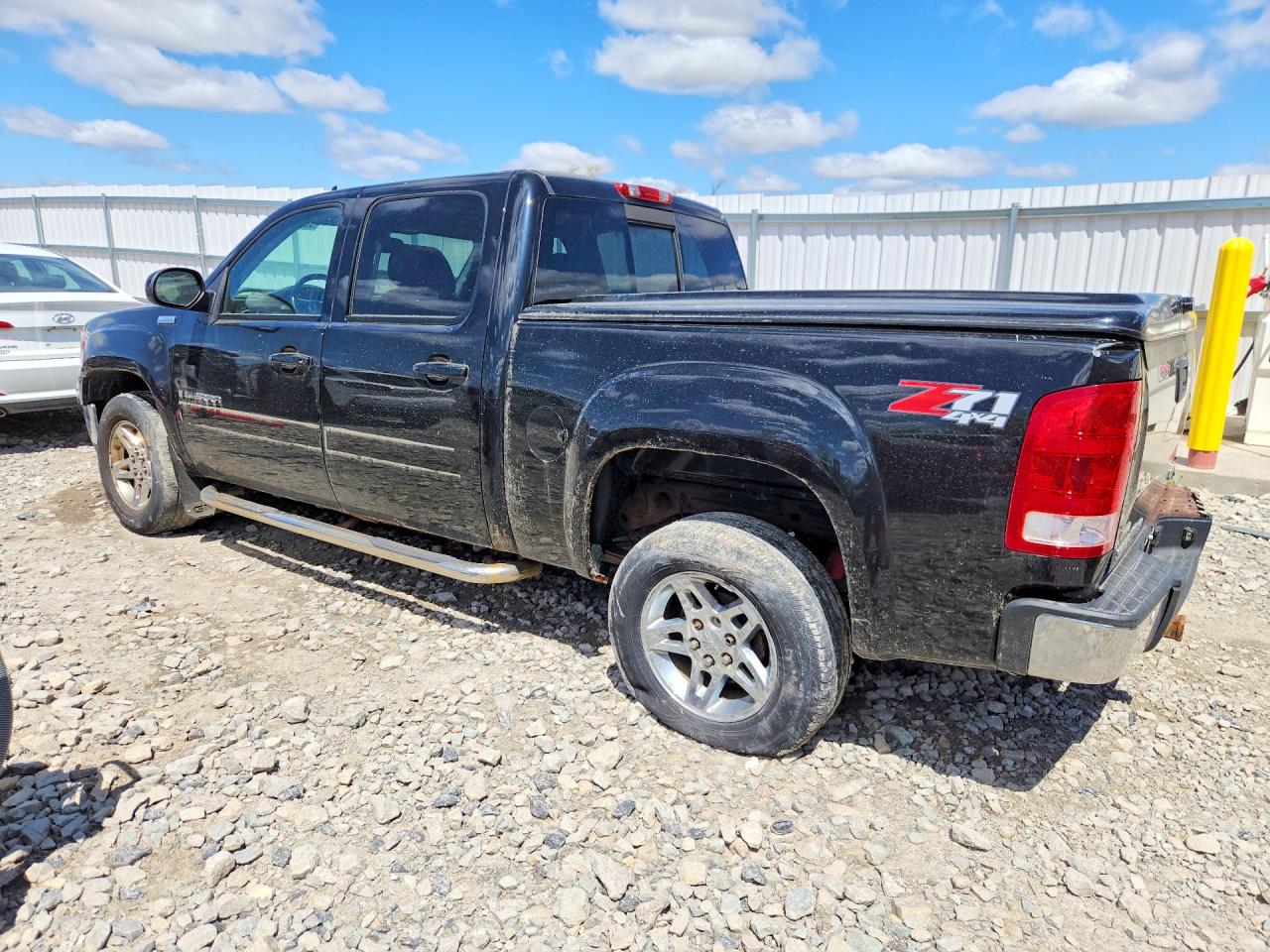 2008 Gmc Sierra K1500 Black vin: 2GTEK133781330116