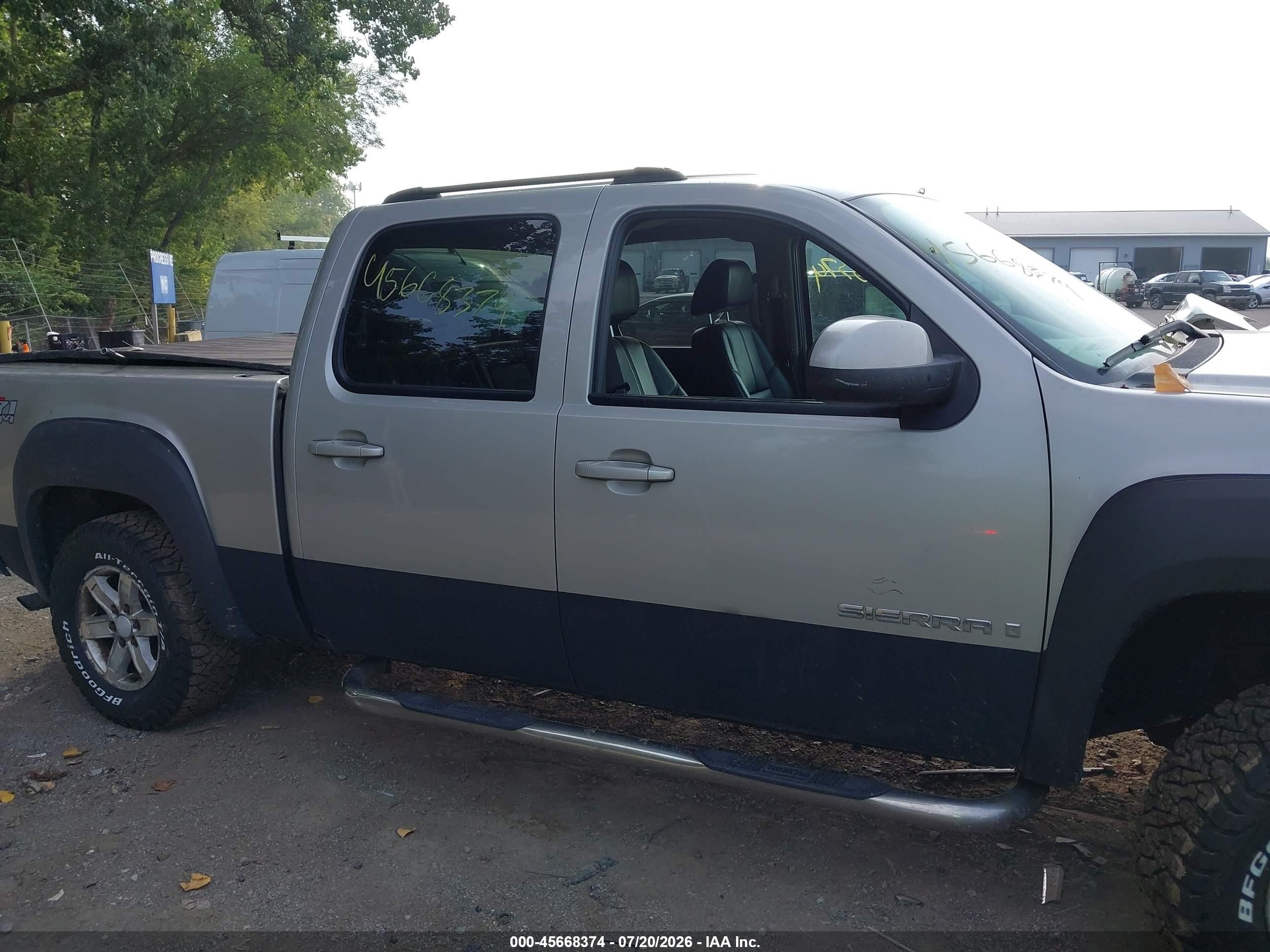 2008 Gmc Sierra 1500 Slt Серебряный vin: 2GTEK133881196880
