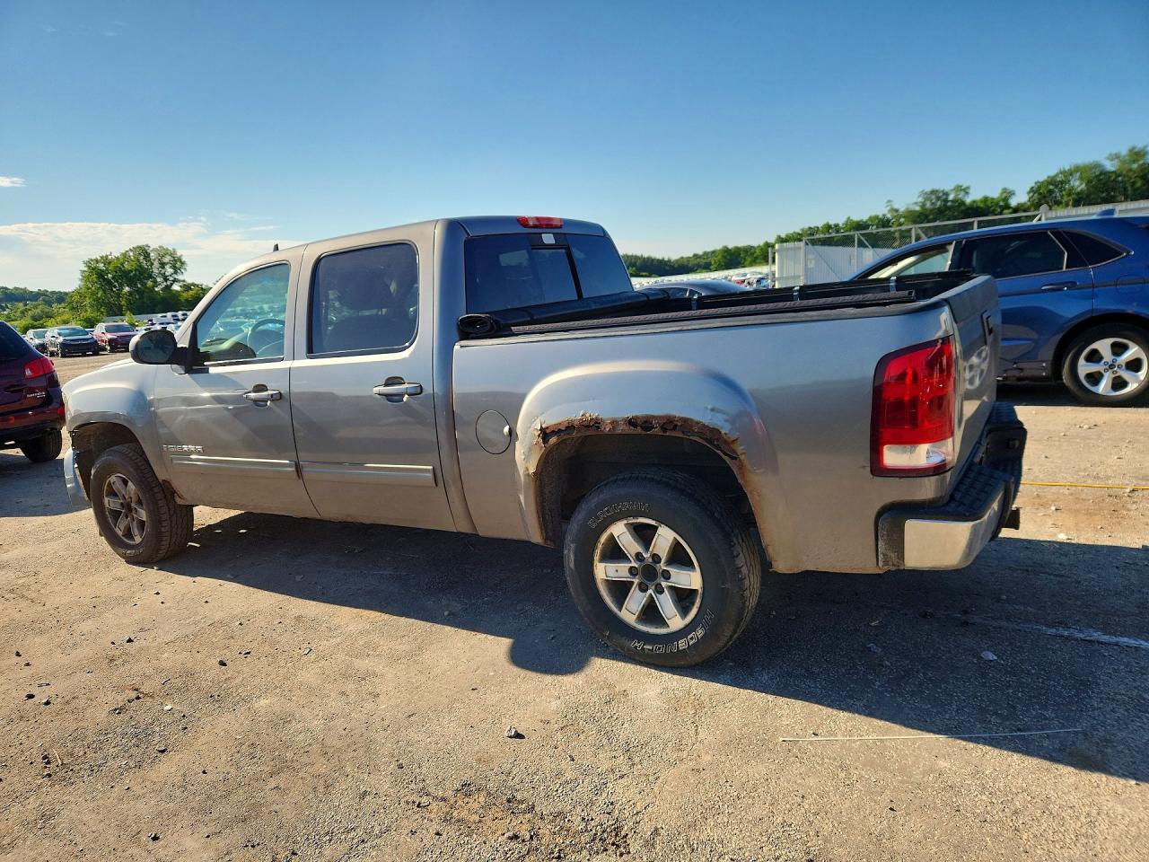 2007 Gmc New Sierra K1500 Серый vin: 2GTEK13M171635408