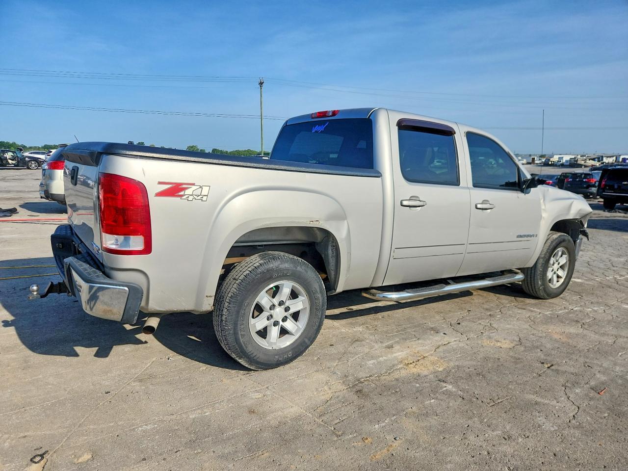 2007 Gmc New Sierra K1500 Silver vin: 2GTEK13M271598255