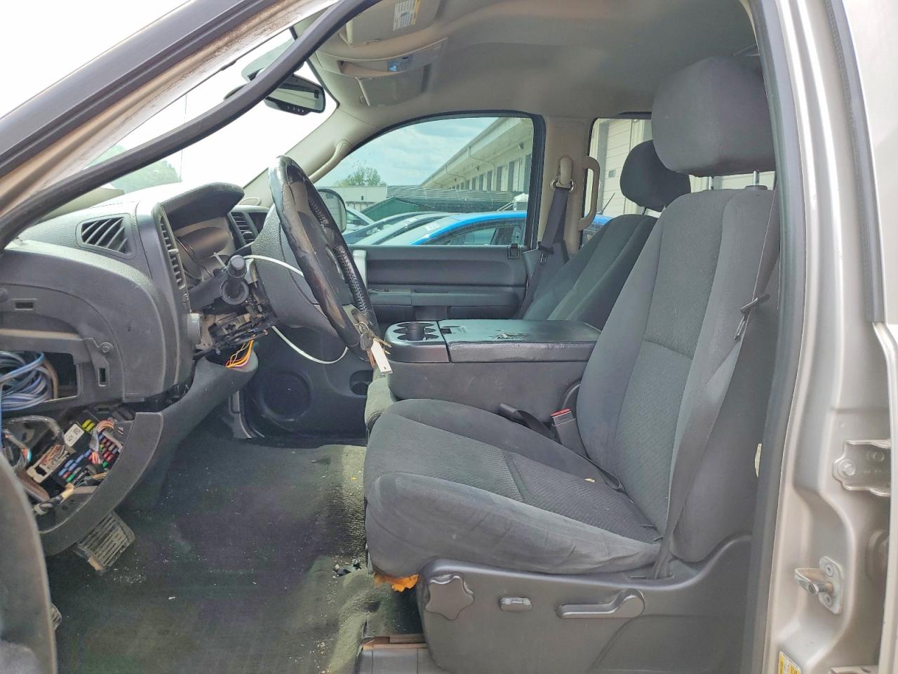 2008 Gmc Sierra K1500 Silver vin: 2GTEK13M381211391