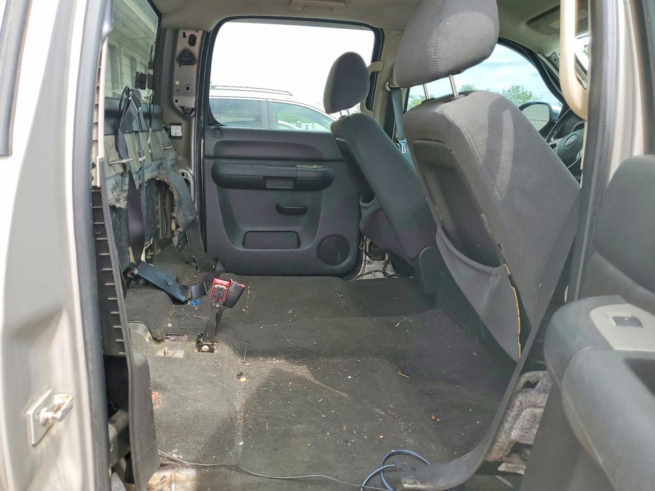 2008 Gmc Sierra K1500 Silver vin: 2GTEK13M381211391