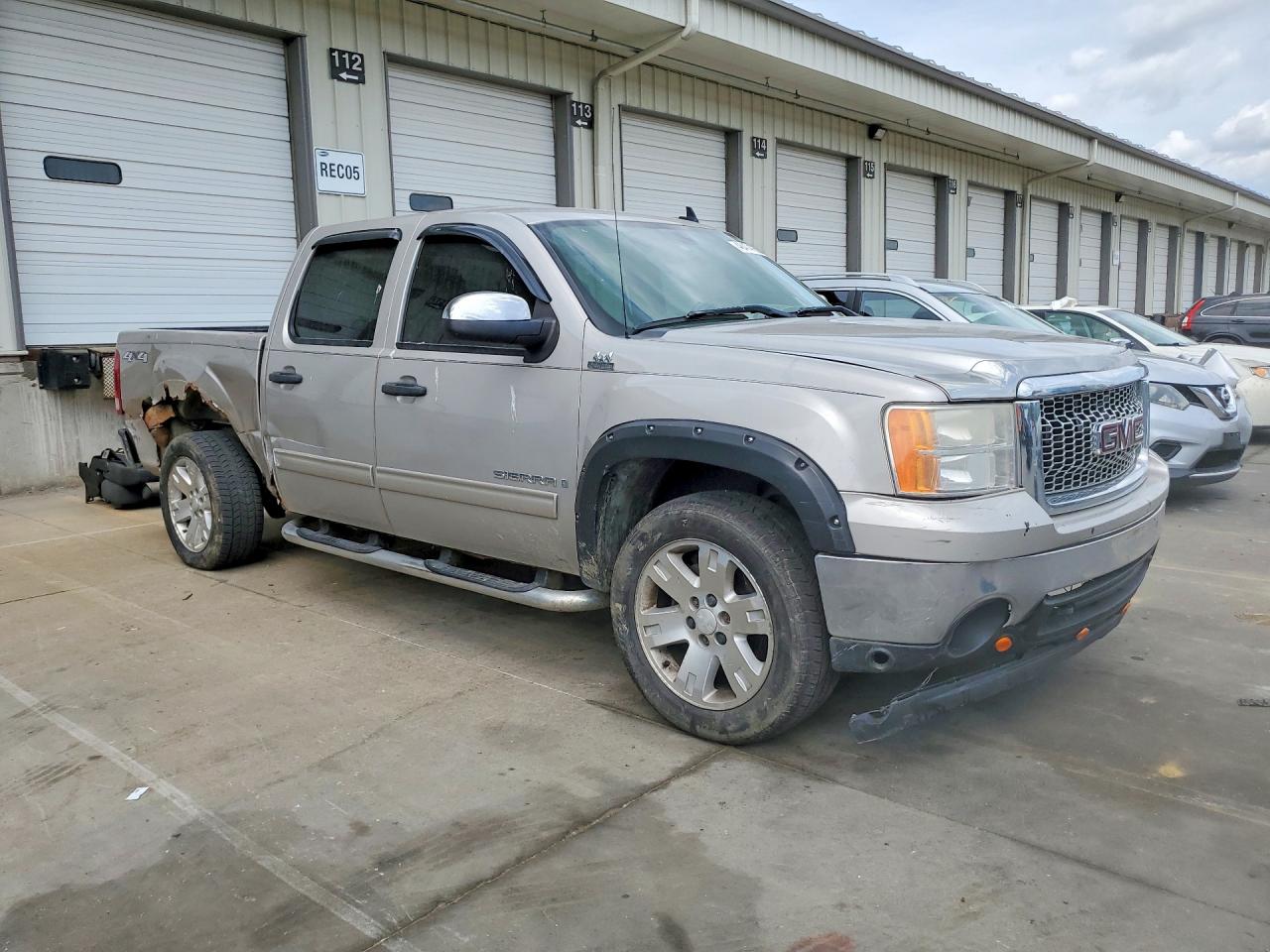 2008 Gmc Sierra K1500 Silver vin: 2GTEK13M381211391
