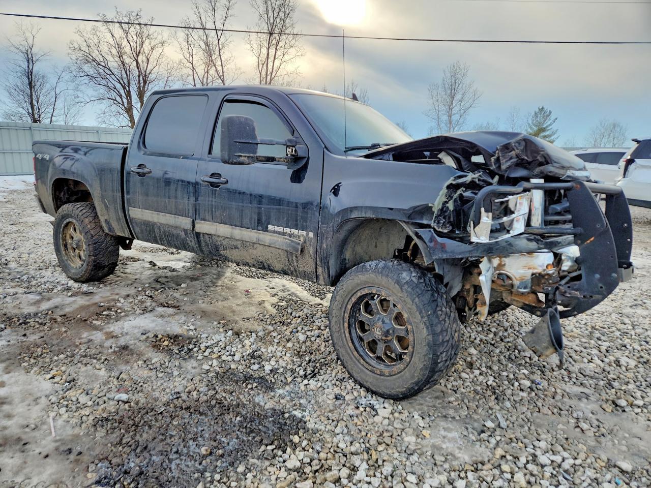 2007 Gmc New Sierra K1500 Black vin: 2GTEK13M471595521