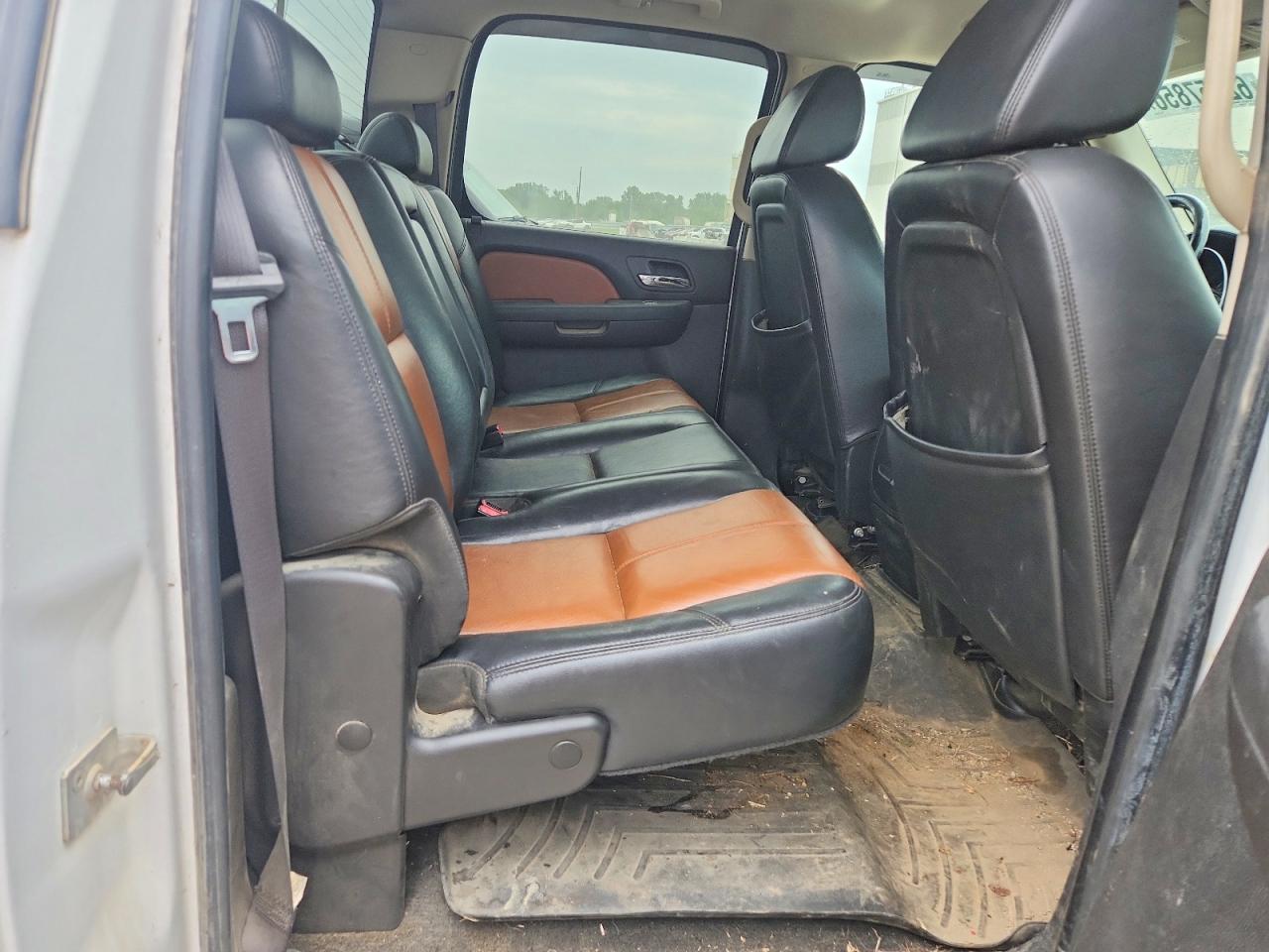 2008 Gmc Sierra K1500 Белый vin: 2GTEK13M481202585