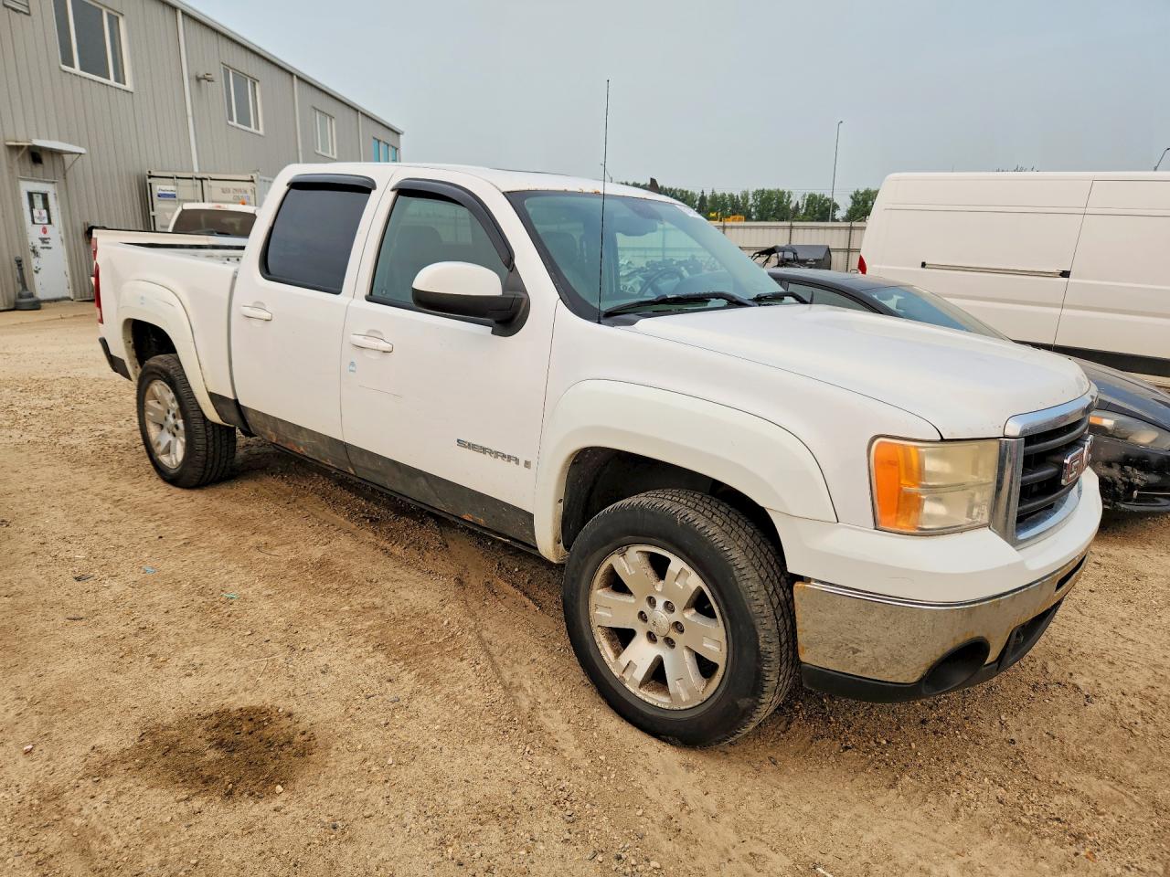 2007 Gmc New Sierra K1500 White vin: 2GTEK13M571513344