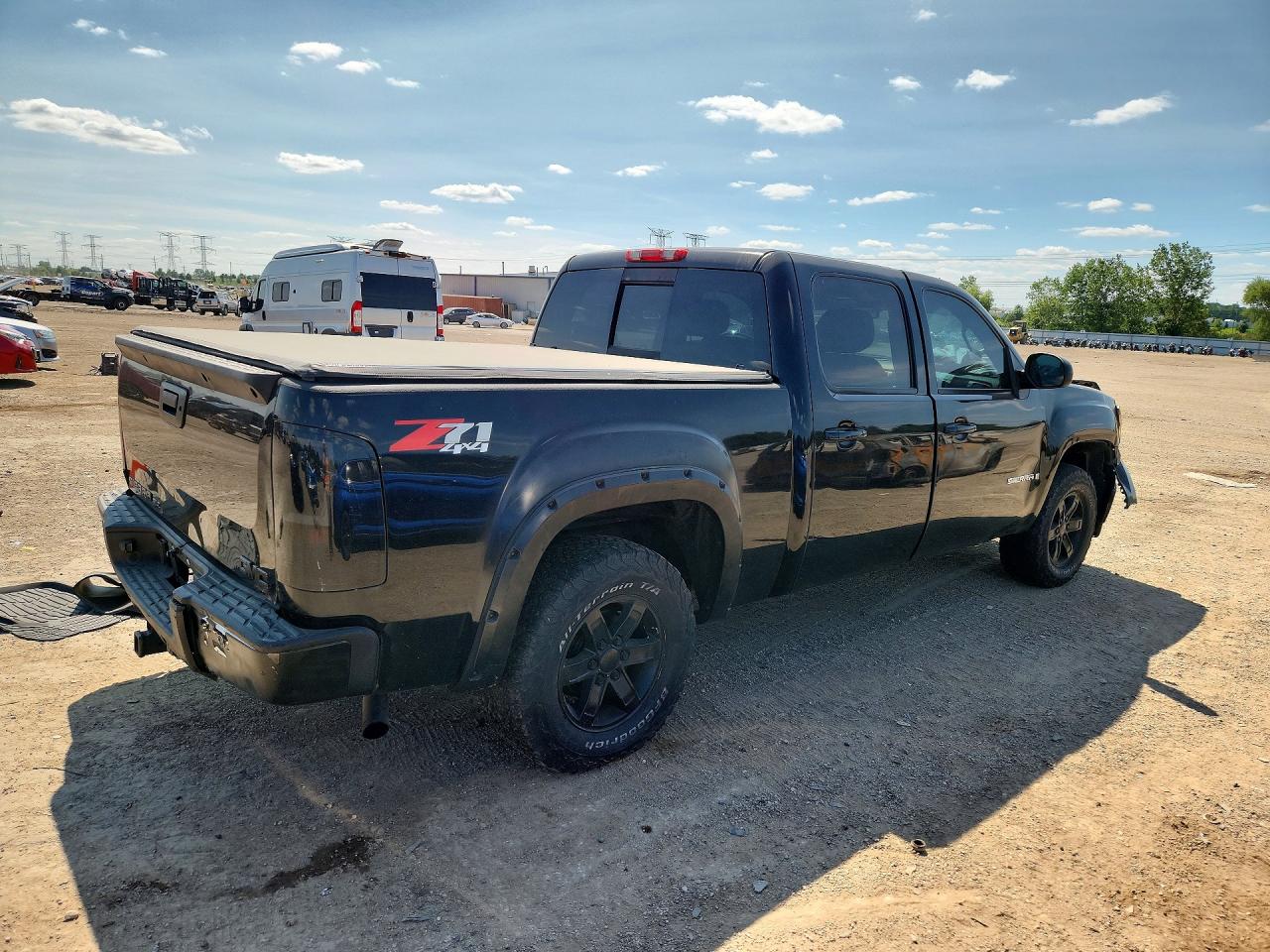 2007 Gmc New Sierra K1500 Black vin: 2GTEK13M571698382