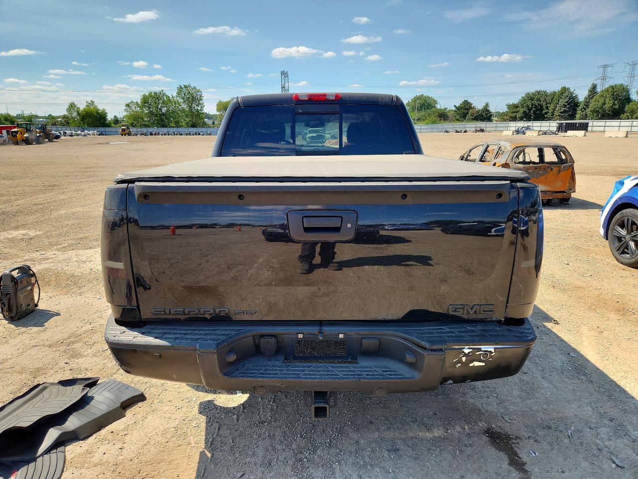 2007 Gmc New Sierra K1500 Black vin: 2GTEK13M571698382