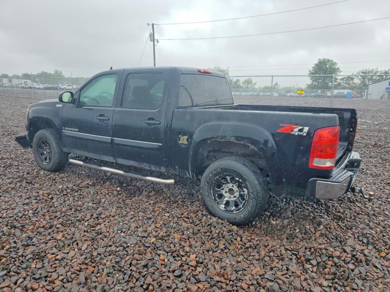 2008 Gmc Sierra K1500 Black vin: 2GTEK13M681235894
