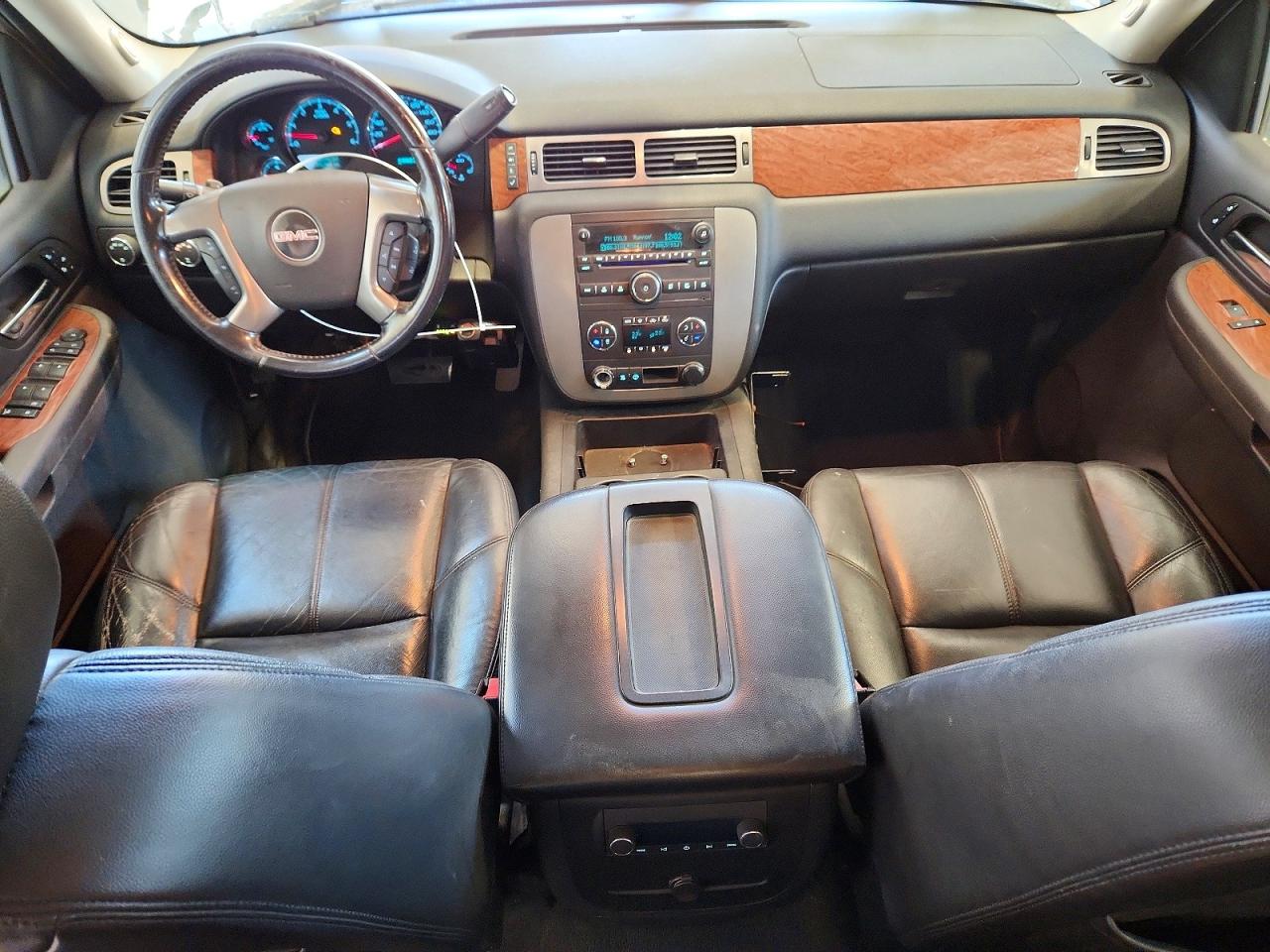 2008 Gmc Sierra K1500 White vin: 2GTEK13M981227790
