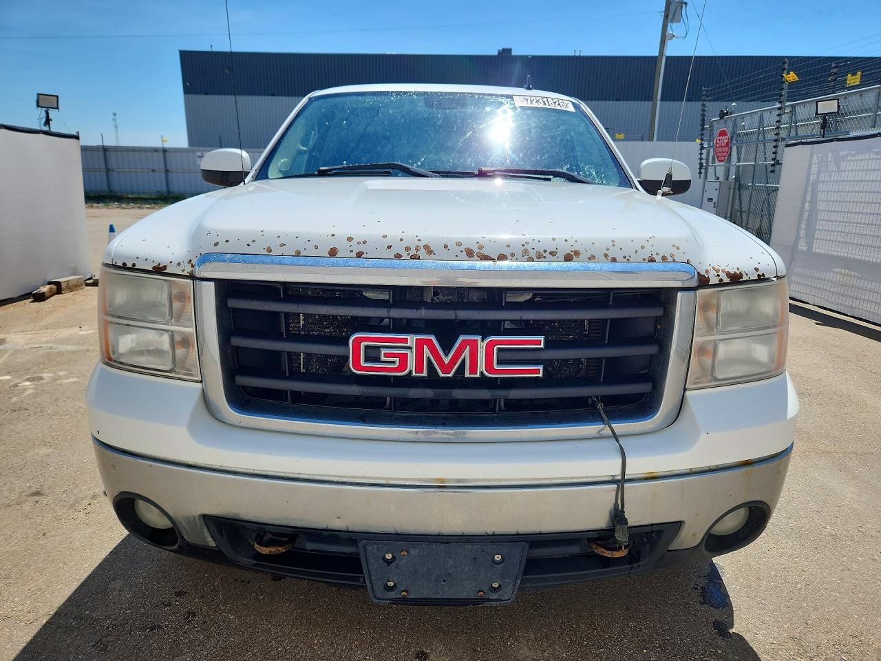 2008 Gmc Sierra K1500 White vin: 2GTEK13M981227790