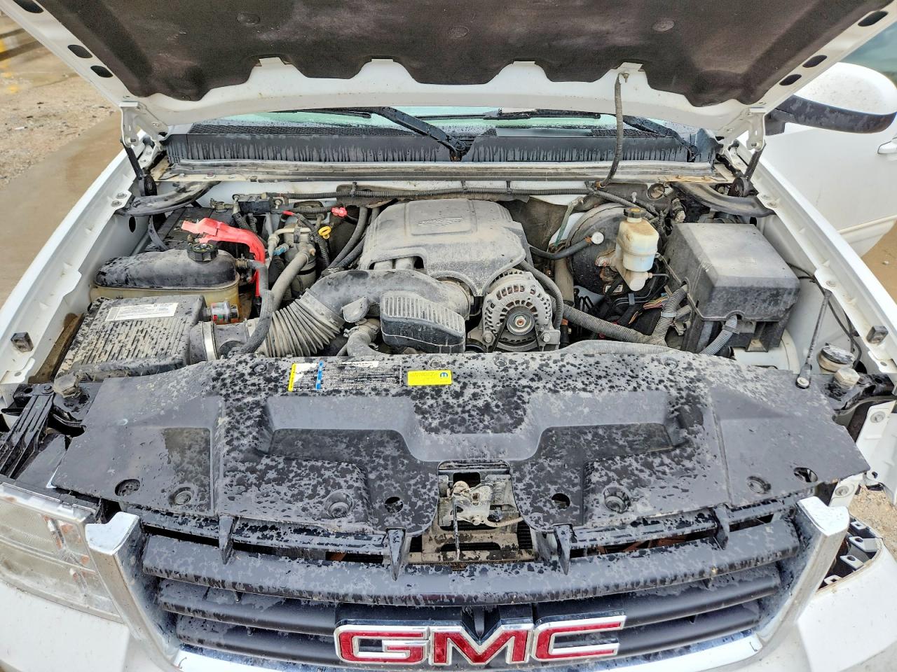 2007 Gmc New Sierra K1500 White vin: 2GTEK13MX71548025