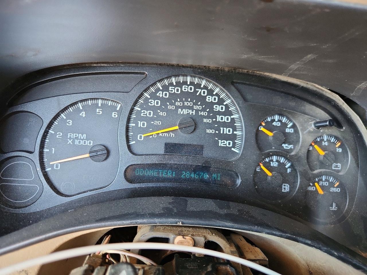 2004 Gmc New Sierra K1500 White vin: 2GTEK13T041361265