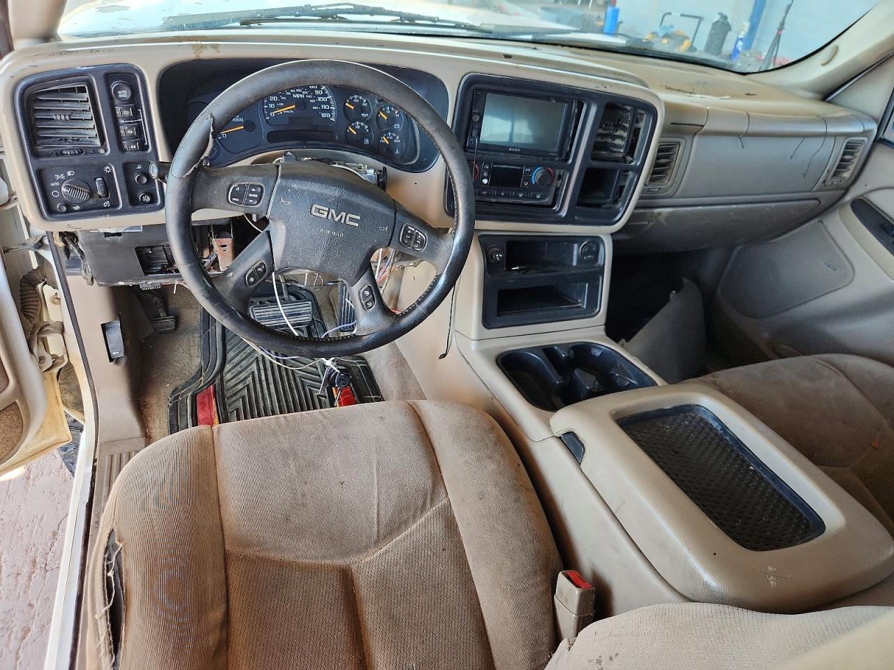 2004 Gmc New Sierra K1500 White vin: 2GTEK13T041361265