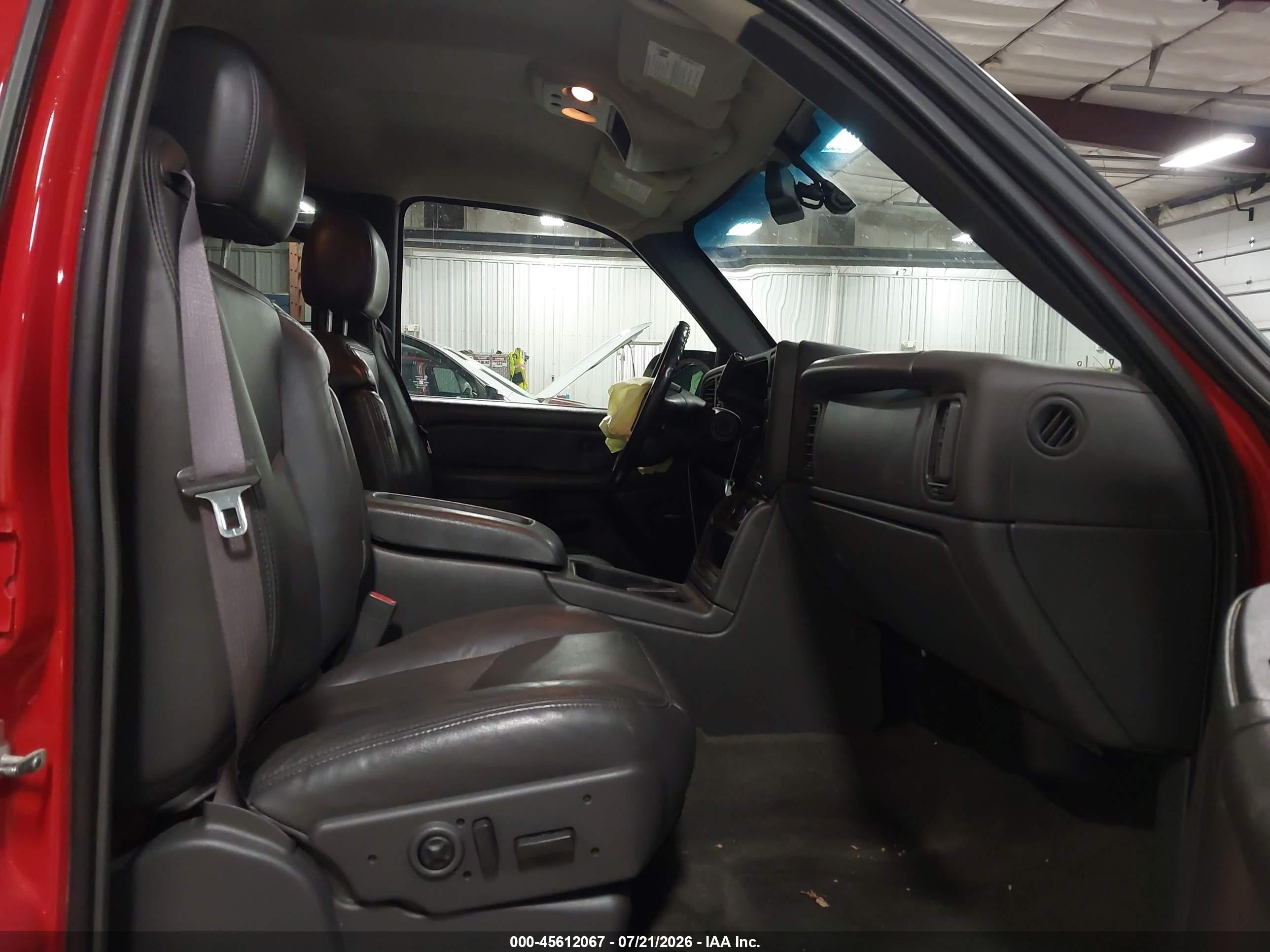 2005 Gmc Sierra 1500 Slt Красный vin: 2GTEK13T051389469